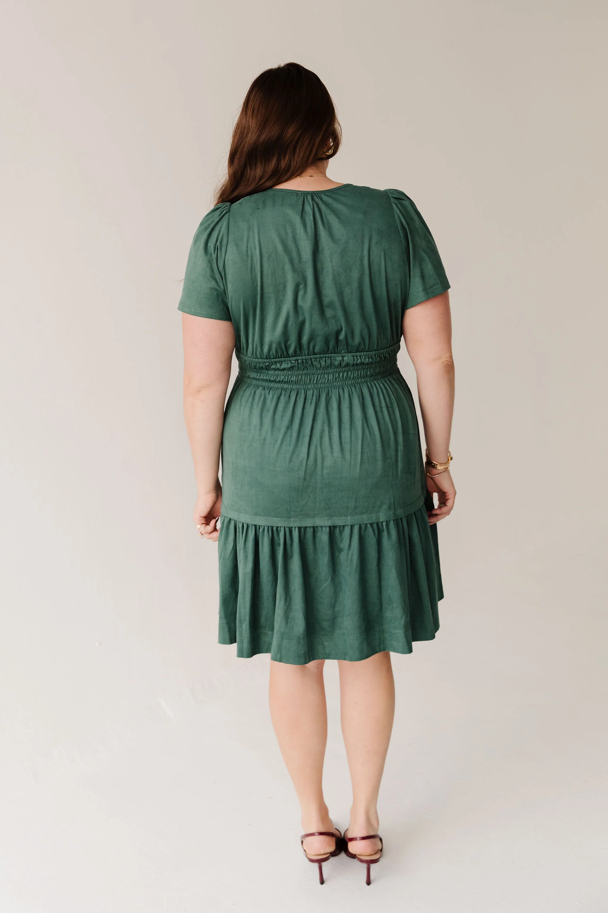 THE JASMINE SUEDE DRESS IN HUNTER GREEN - Image 5