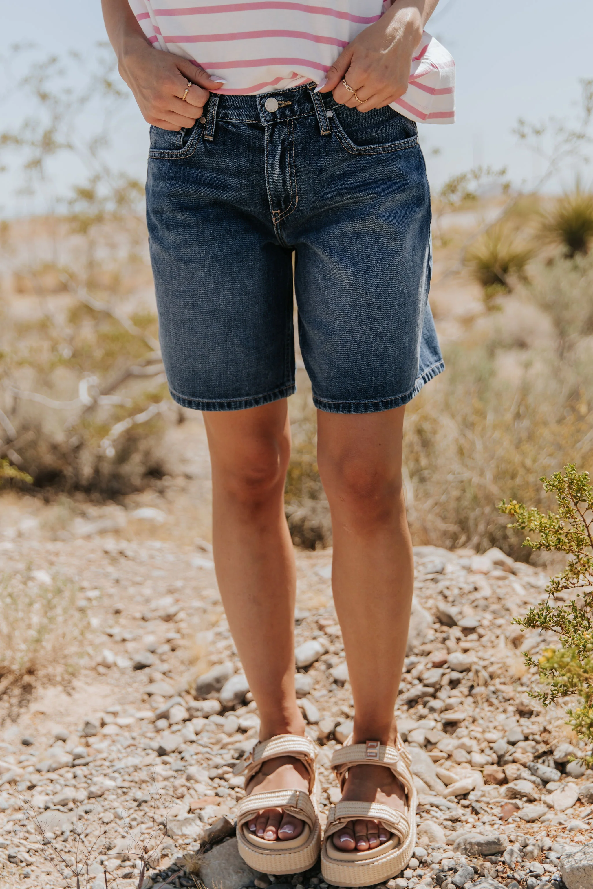 THE JBD JORT IN MEDIUM DENIM - Image 13