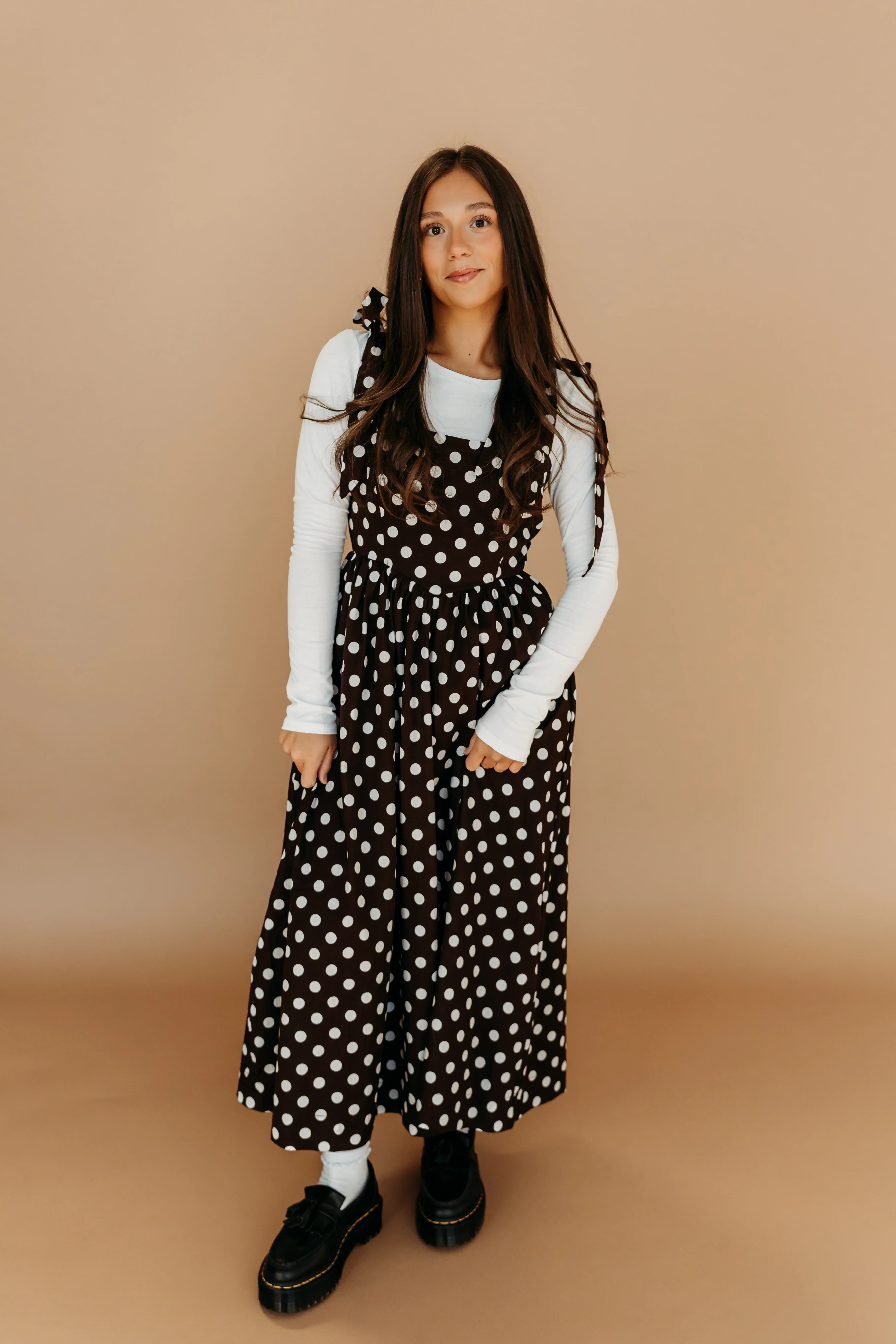 THE JENNA POLKA DOT DRESS IN BROWN - Image 3