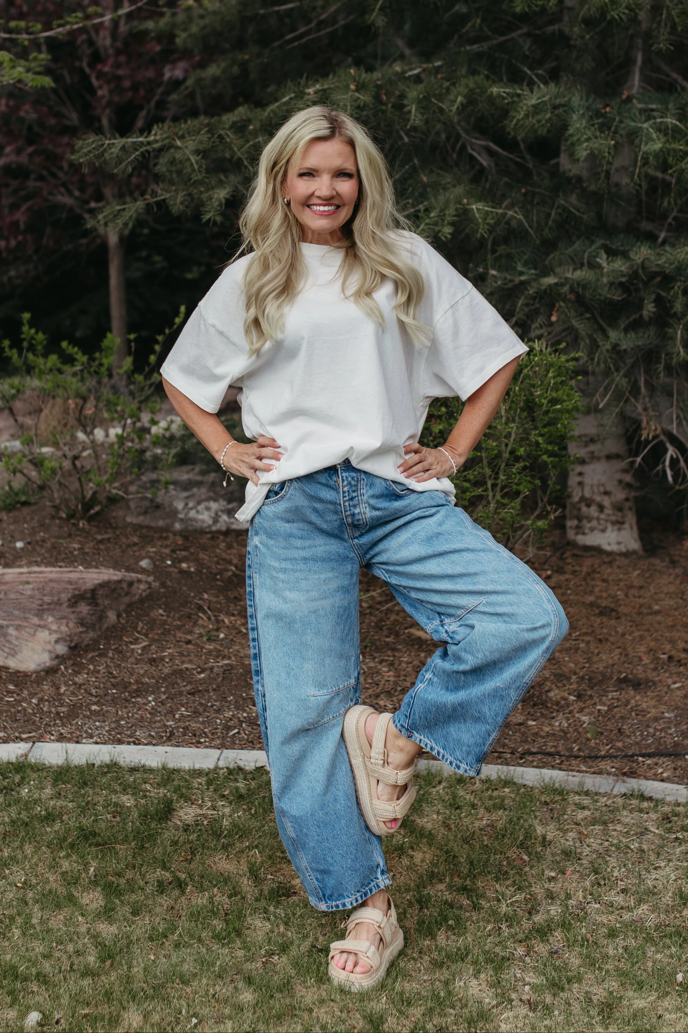 THE JOURNI OVERSIZED SHORT SLEEVE SHIRT IN OFF WHITE - Image 3