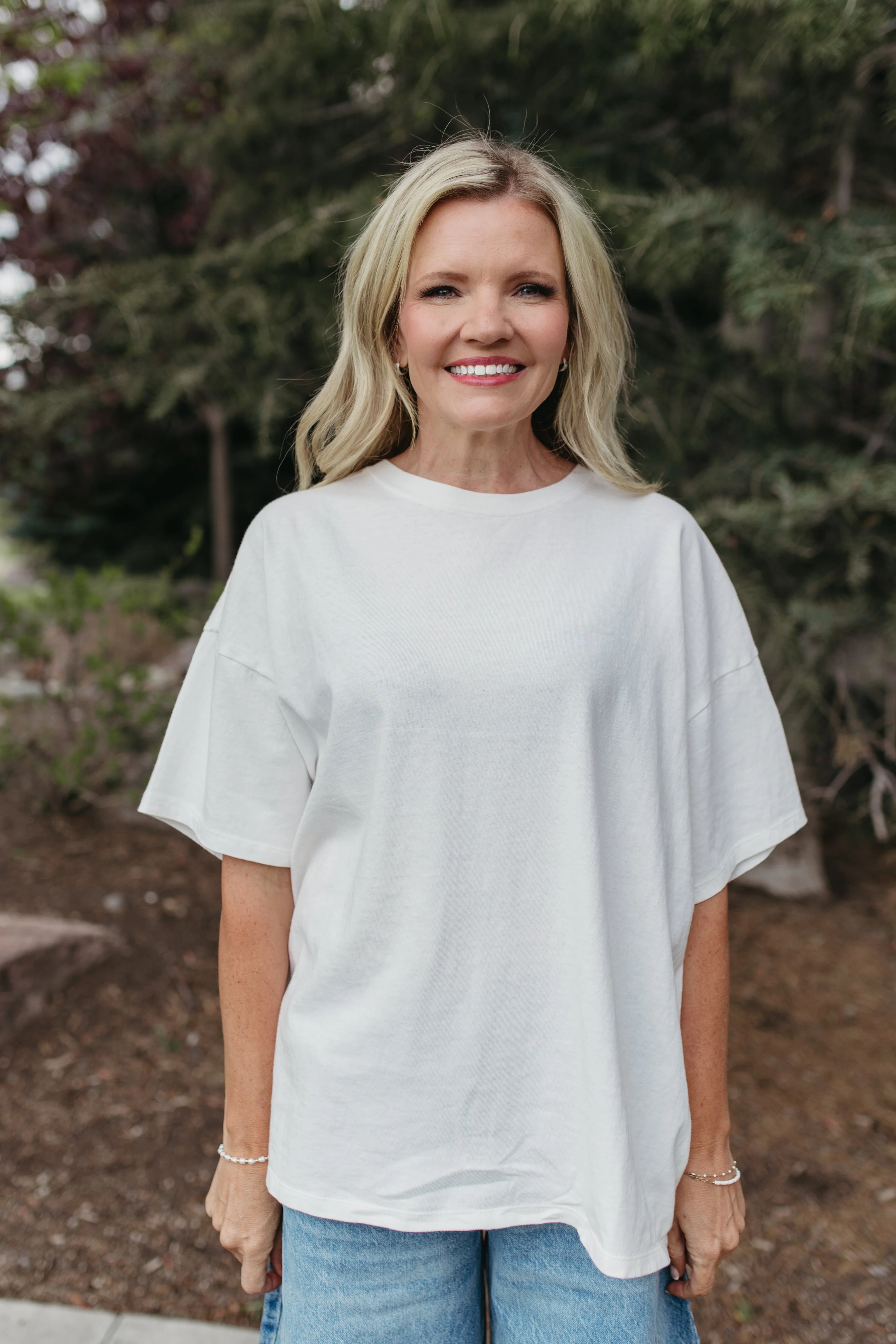 THE JOURNI OVERSIZED SHORT SLEEVE SHIRT IN OFF WHITE - Image 6