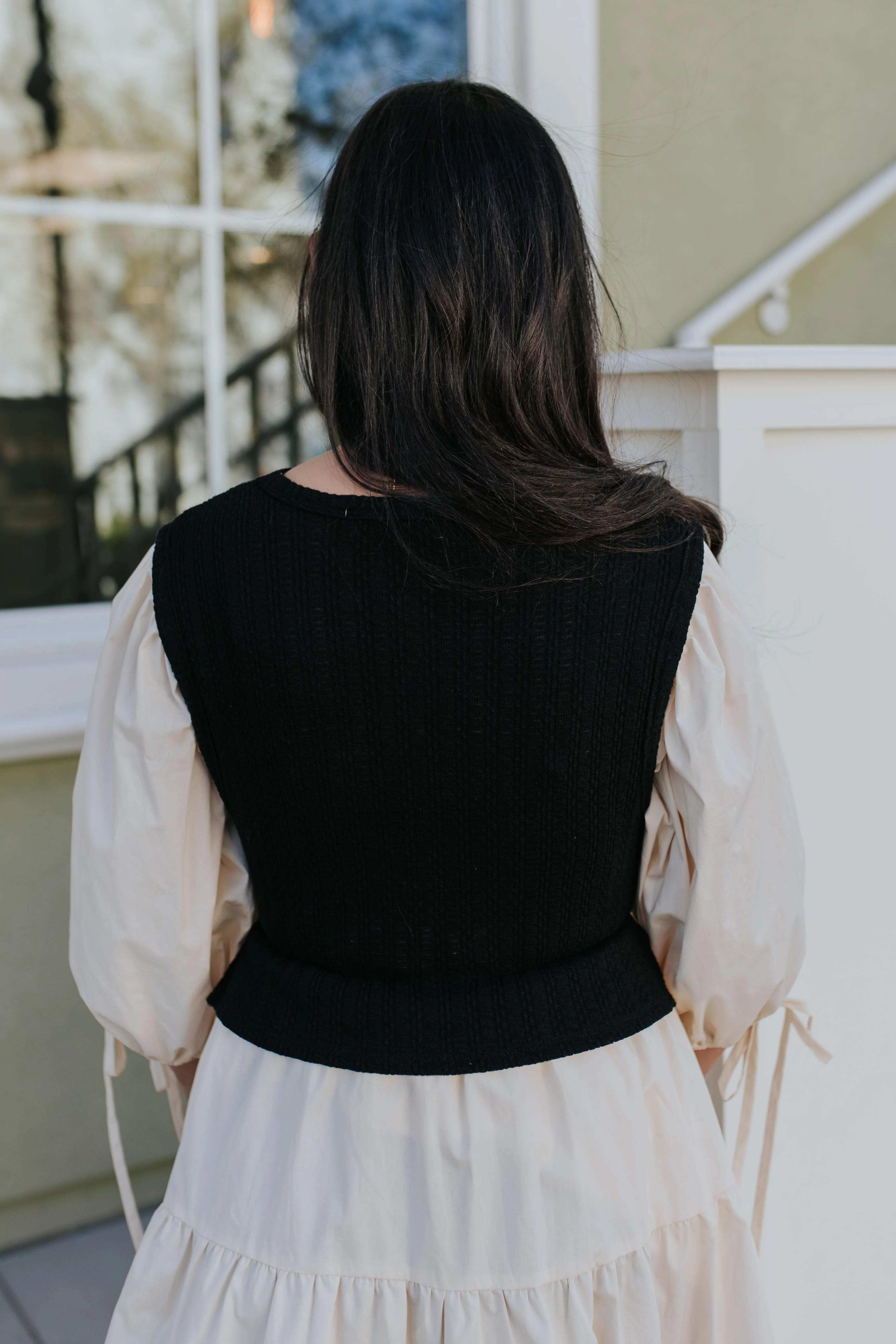 THE KAYSEN KNIT SWEATER DRESS IN IVORY - Image 9