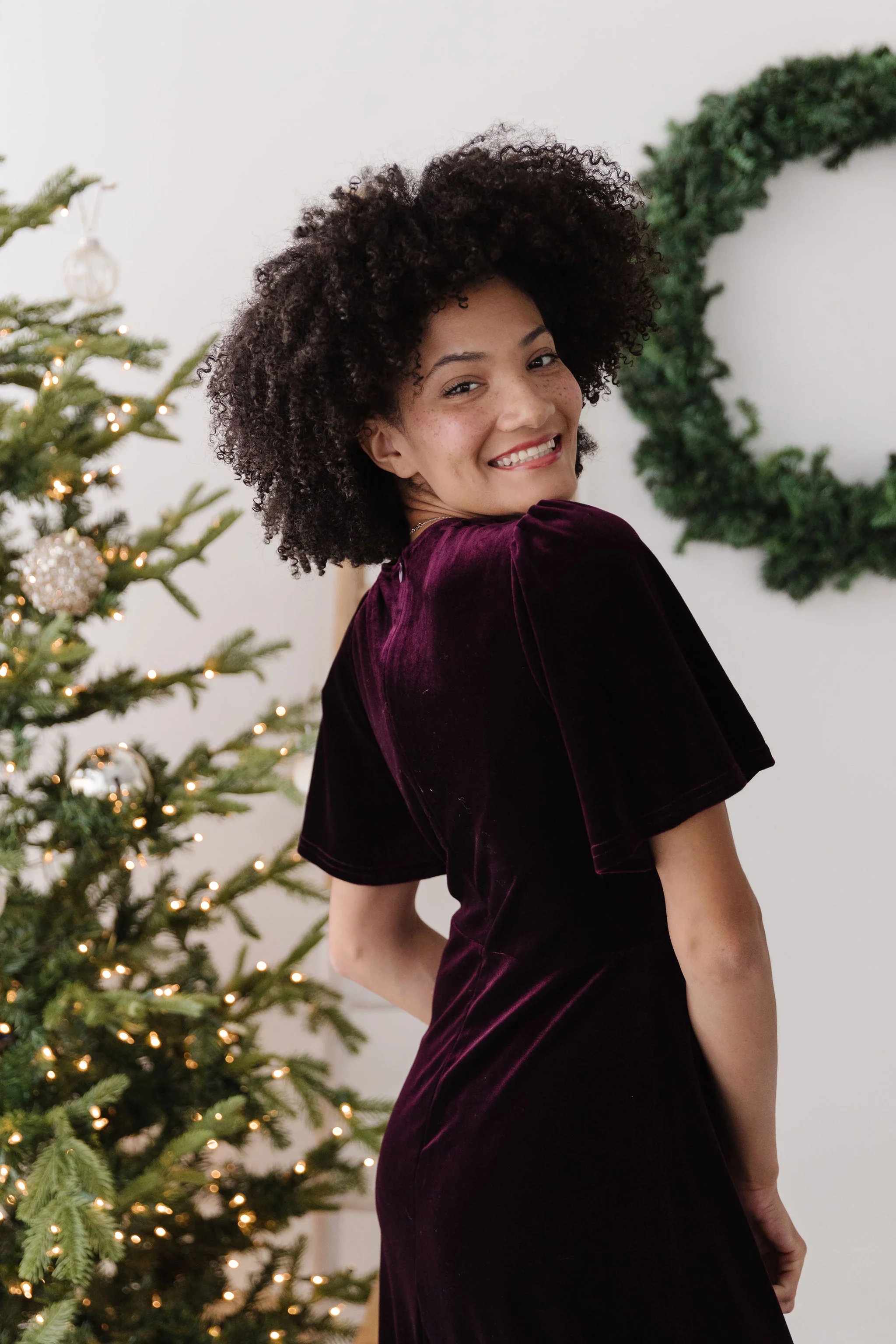 THE KENDALL VELVET DRESS IN WINE - Image 6