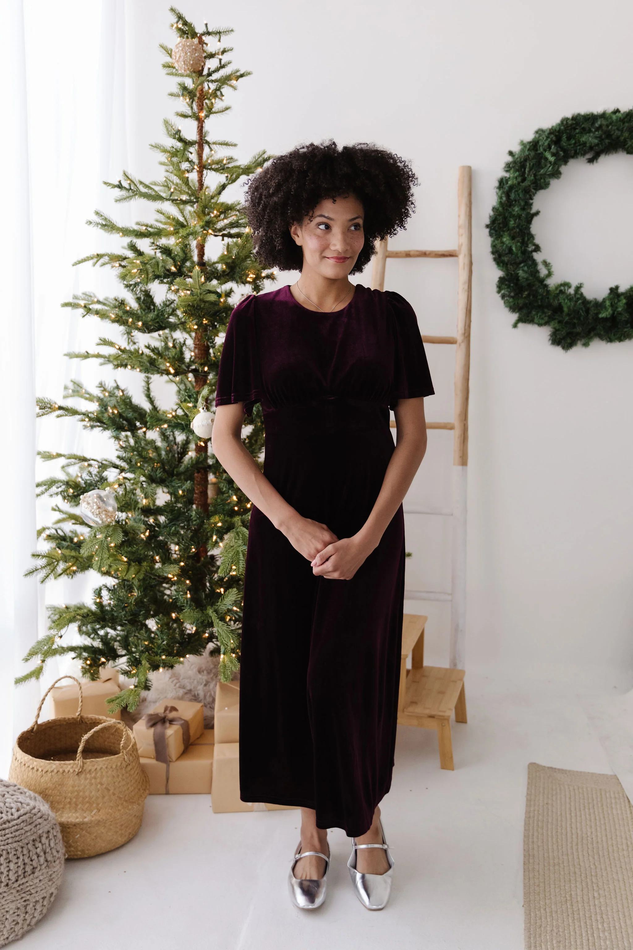 THE KENDALL VELVET DRESS IN WINE - Image 7
