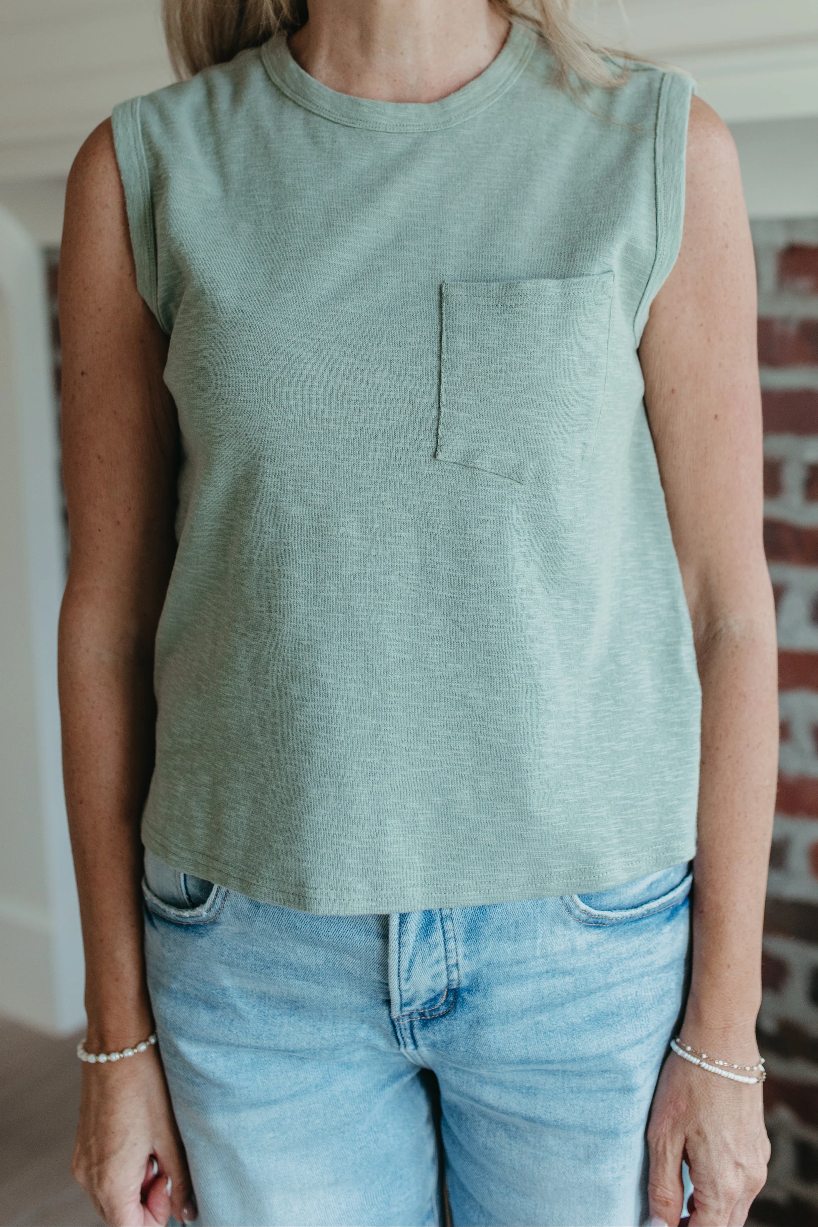 THE KHYLEE  SLEEVELESS COTTON TOP IN SAGE GREEN - Image 4