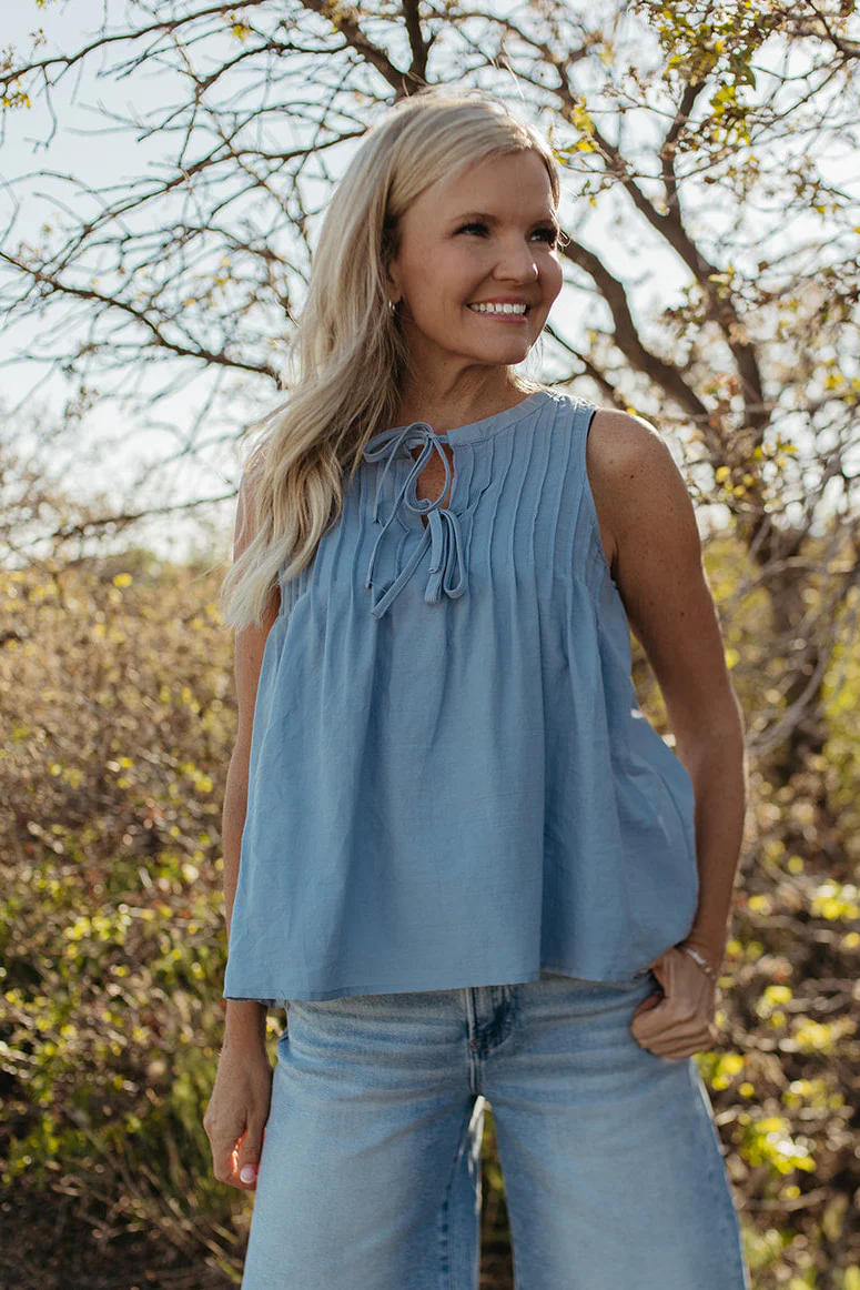 THE KINSLEY PINTUCK COTTON BLOUSE IN BLUE