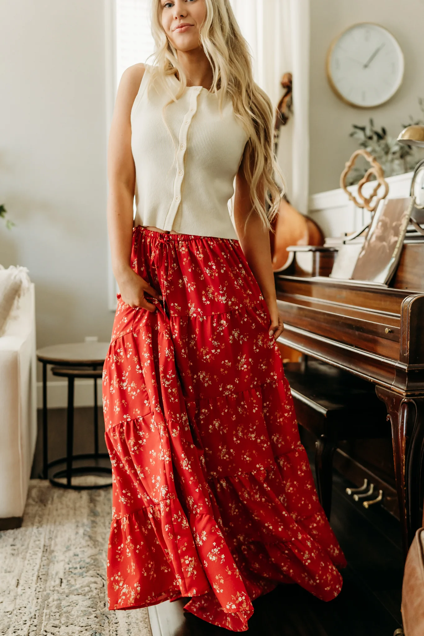 THE LARISSA FLORAL PRINT SKIRT IN RED
