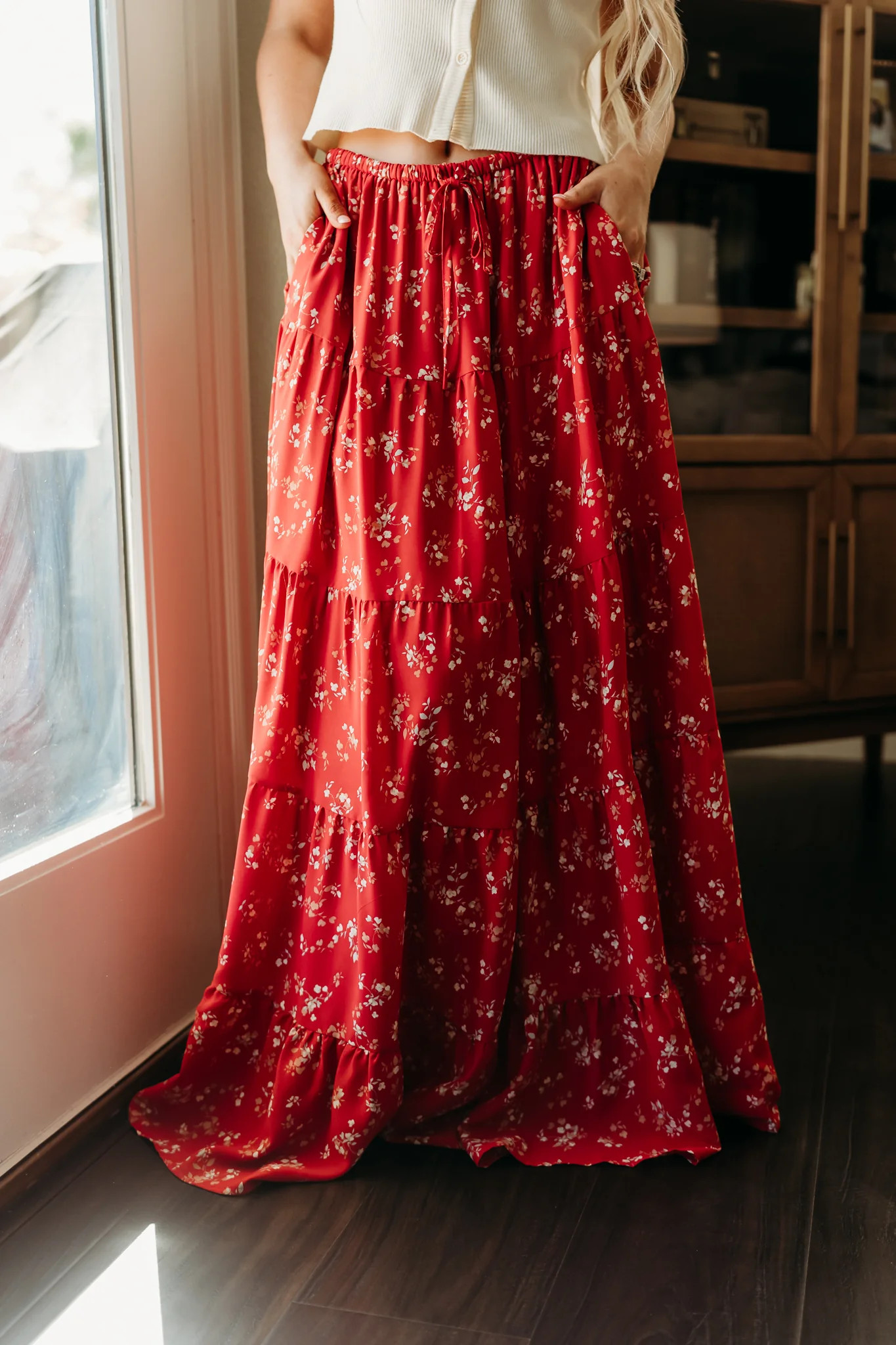 THE LARISSA FLORAL PRINT SKIRT IN RED - Image 2