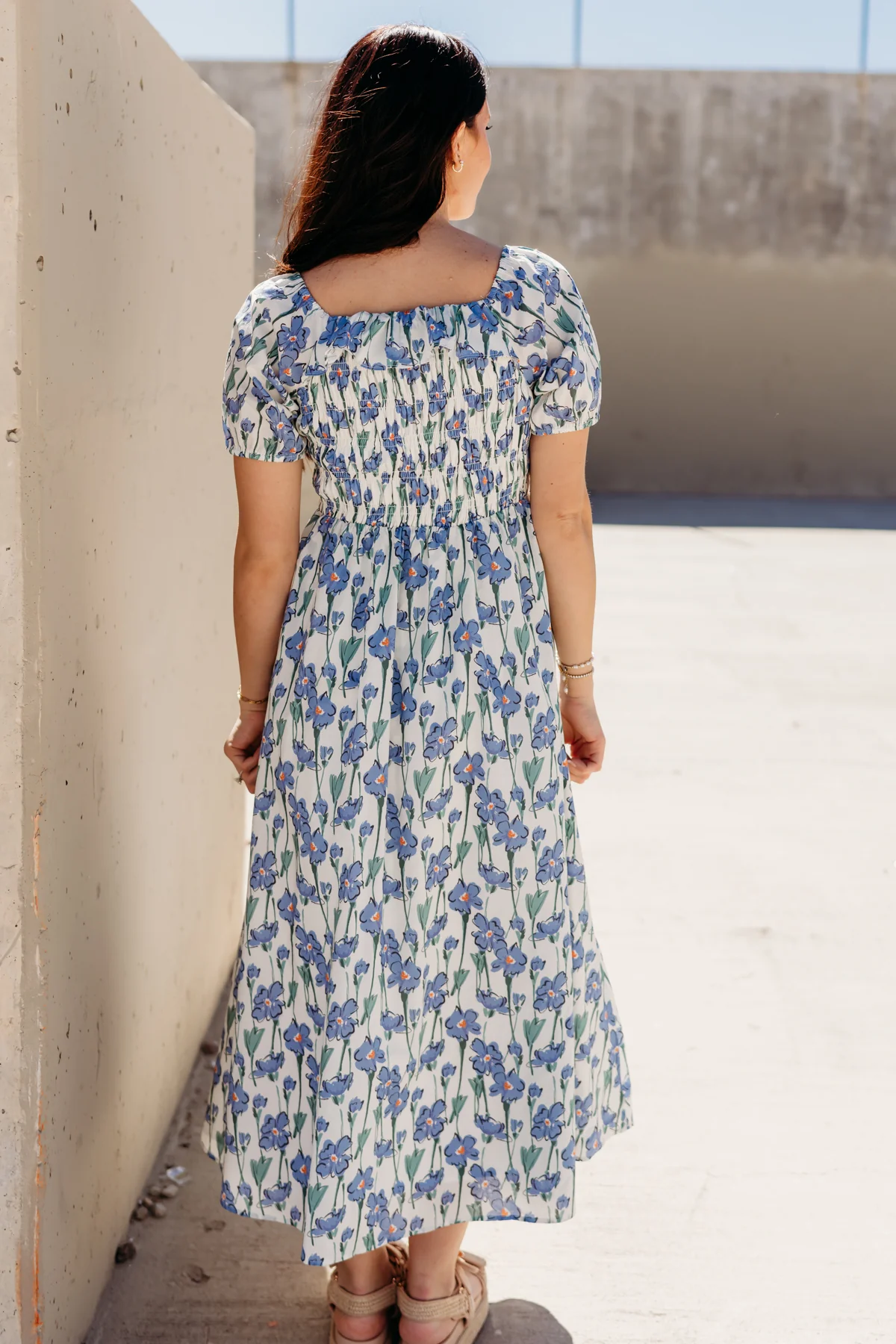 THE LEEANN FLORAL MIDI DRESS IN BLUE - Image 5