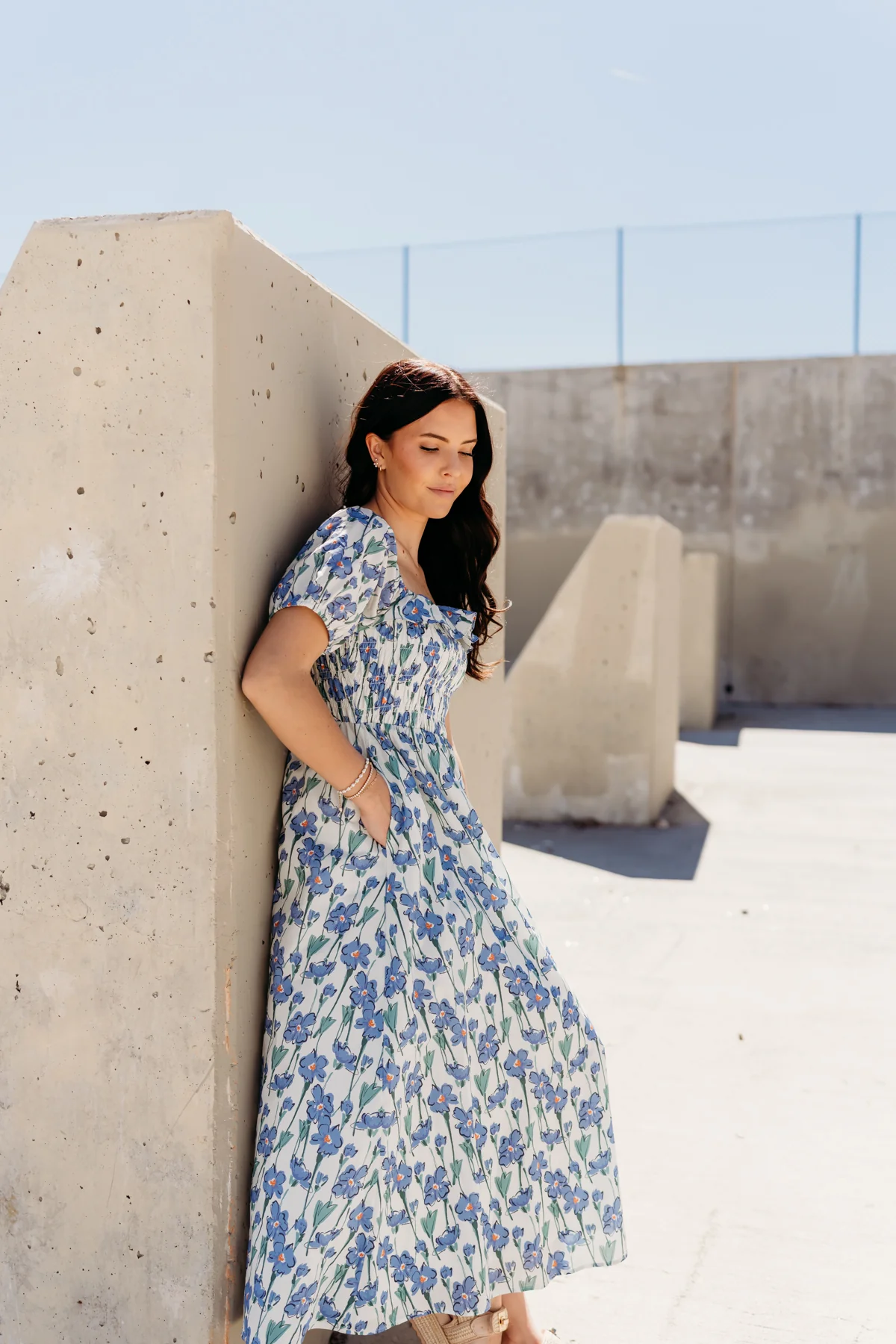 THE LEEANN FLORAL MIDI DRESS IN BLUE - Image 6