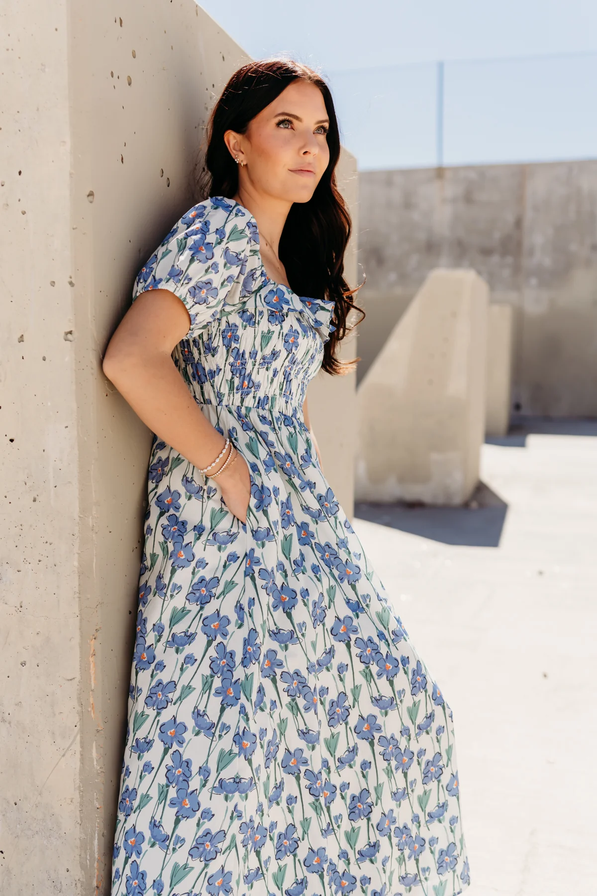 THE LEEANN FLORAL MIDI DRESS IN BLUE - Image 7