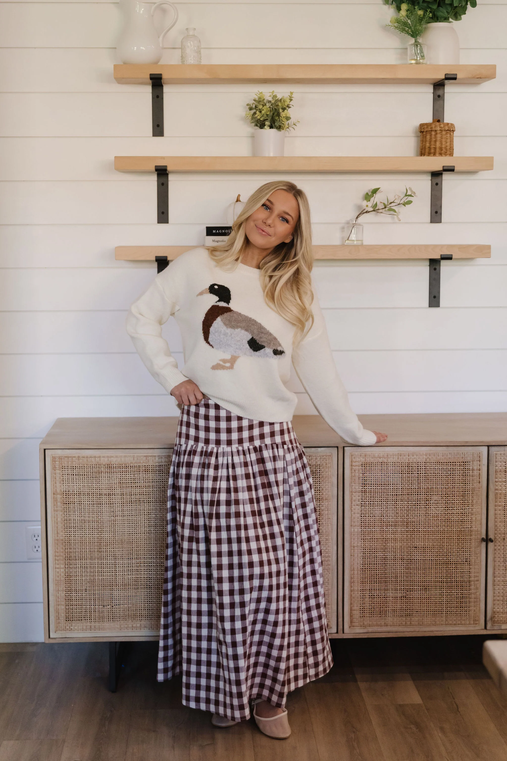 THE LESLIE GINGHAM FLARED SKIRT IN BROWN - Image 4