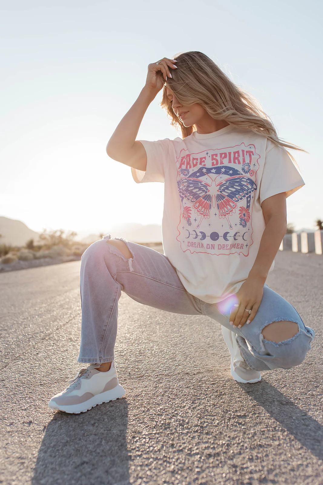 THE LEXIE LOOSE STRAIGHT LEG RIPPED JEANS - Image 7