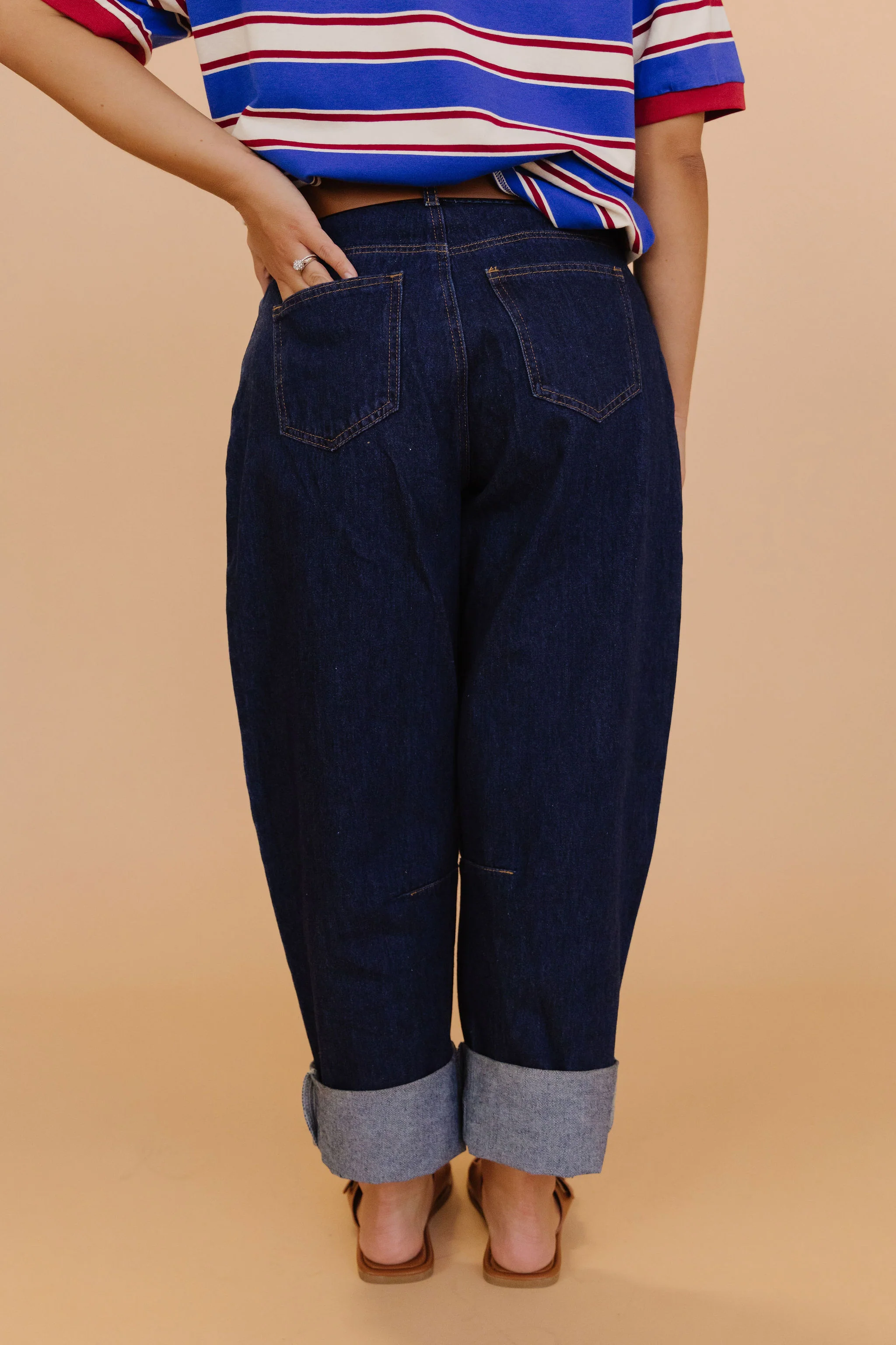 THE LYRA ROLL UP BARREL JEANS IN DARK DENIM - Image 5