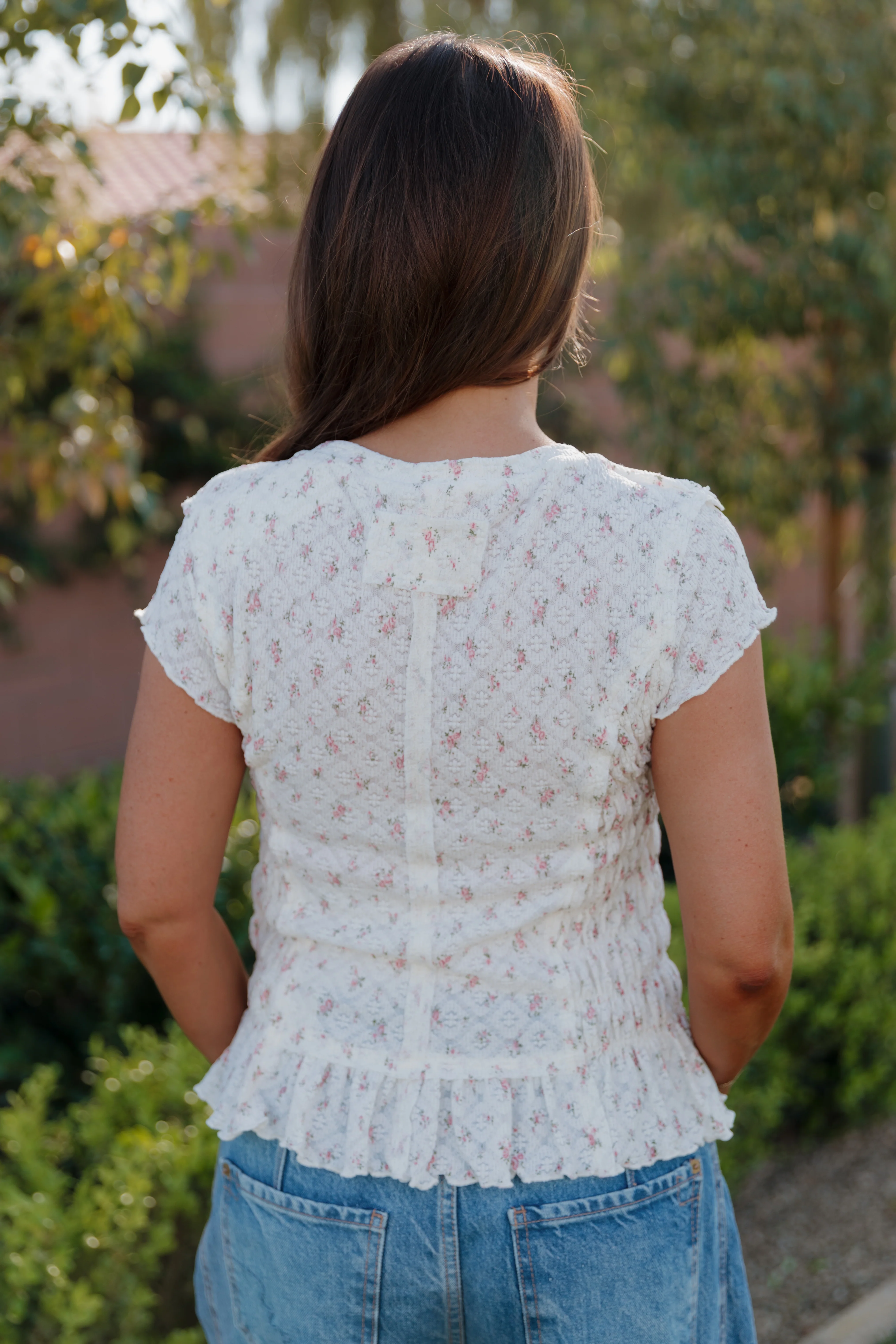 THE MADISON SMOCKED FLORAL TOP IN CREAM - Image 5