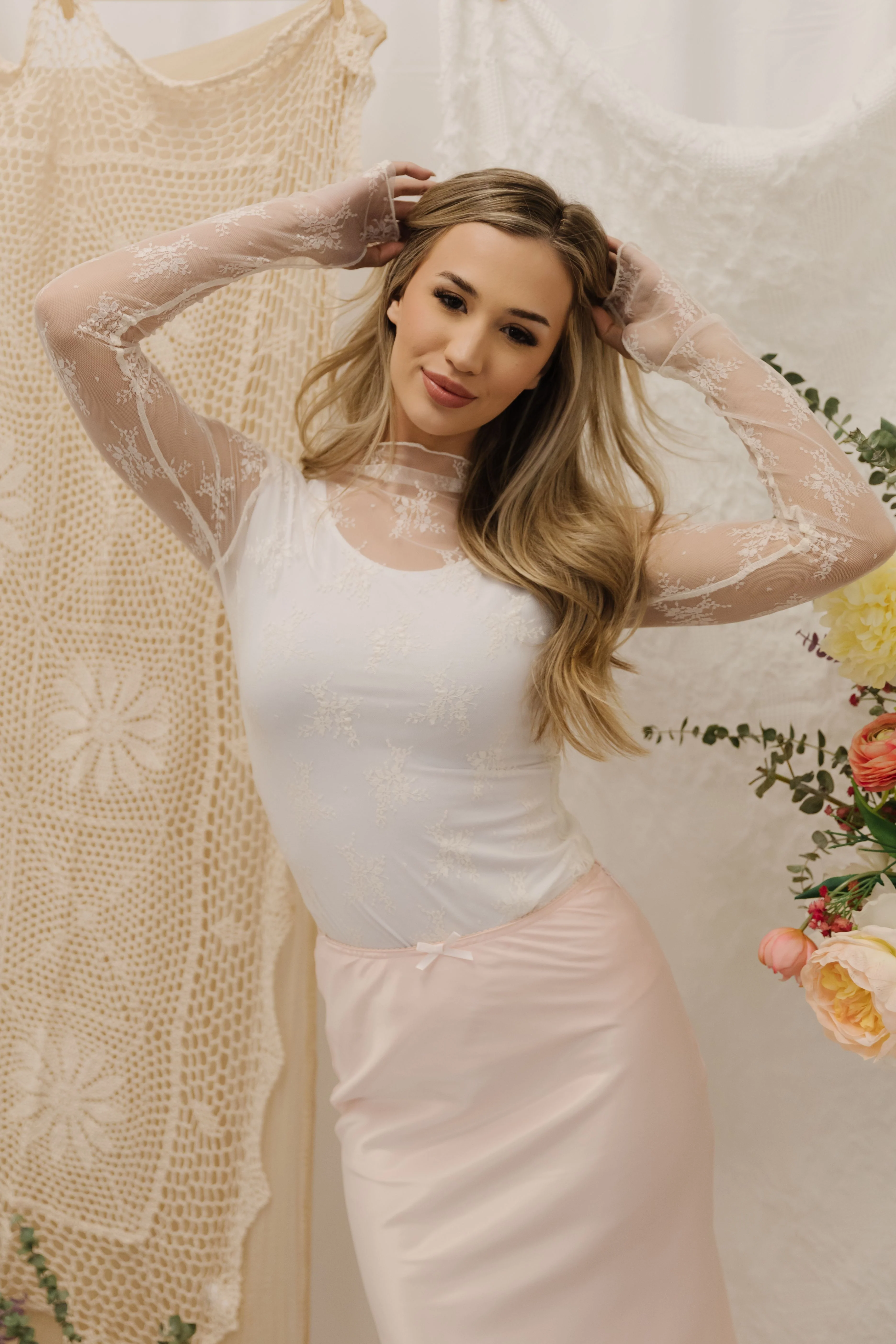 THE MAISIE SATIN MAXI SKIRT IN BABY PINK - Image 2