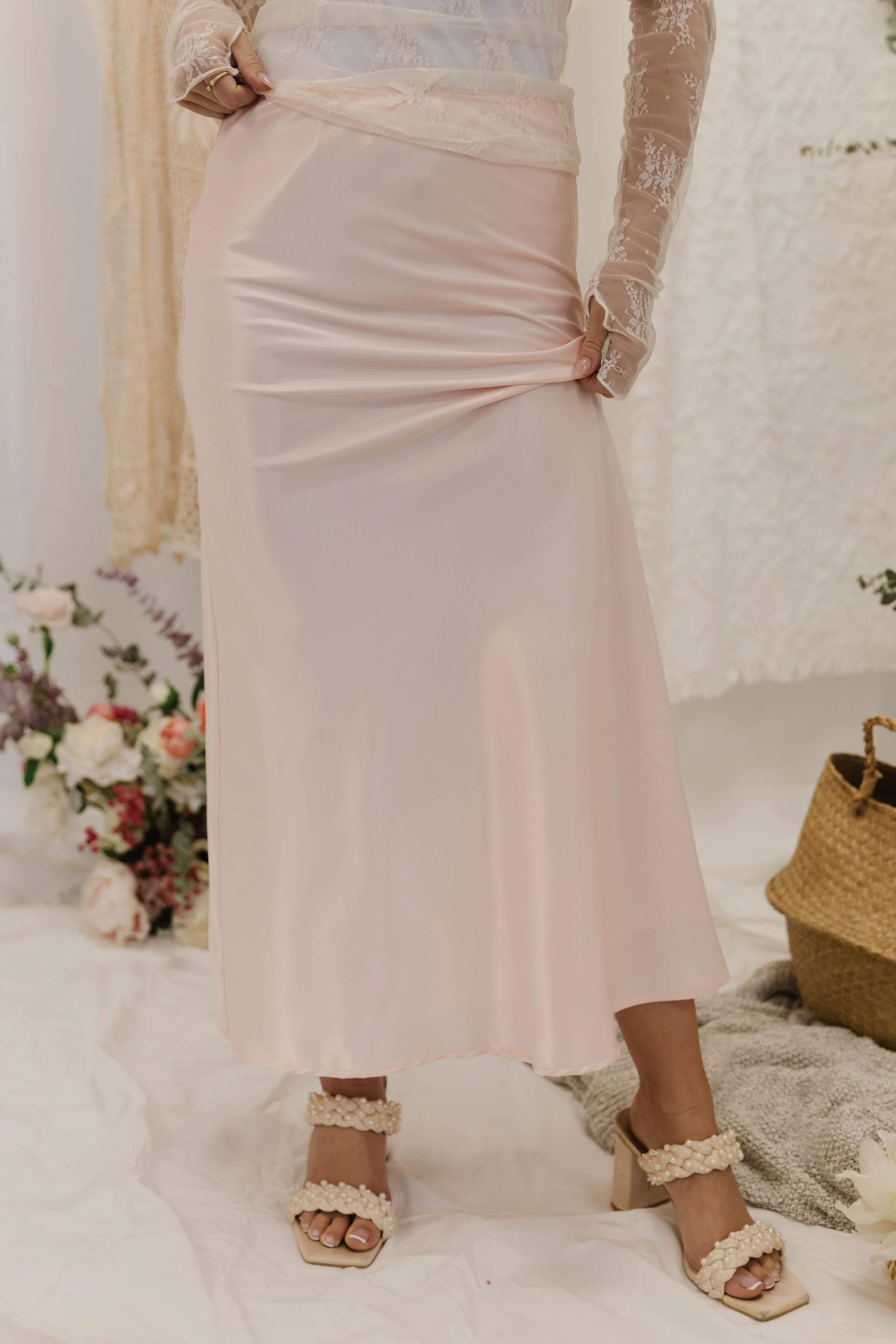 THE MAISIE SATIN MAXI SKIRT IN BABY PINK - Image 5