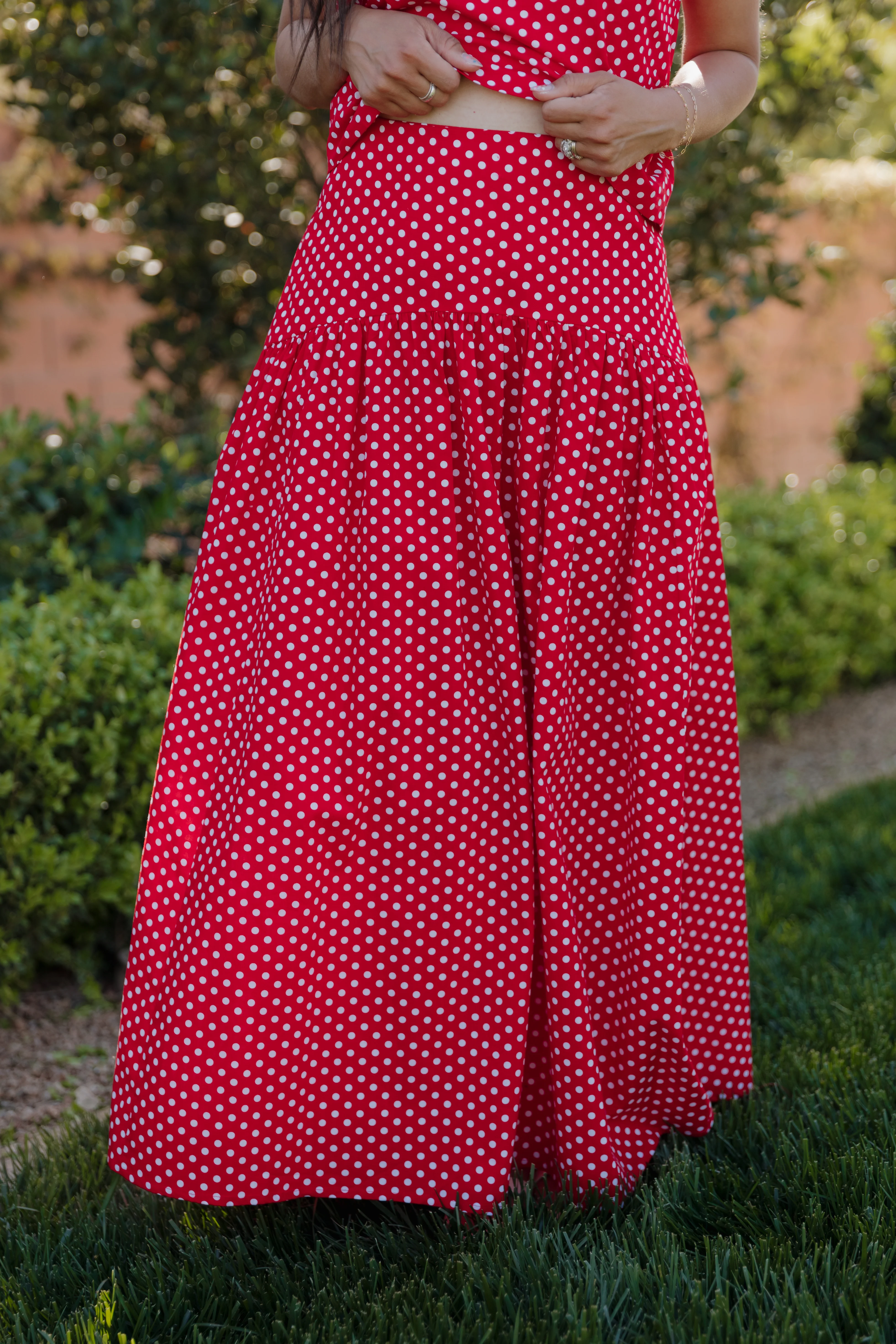 THE MAKAYLA POLKA DOT SKIRT IN RED - Image 2