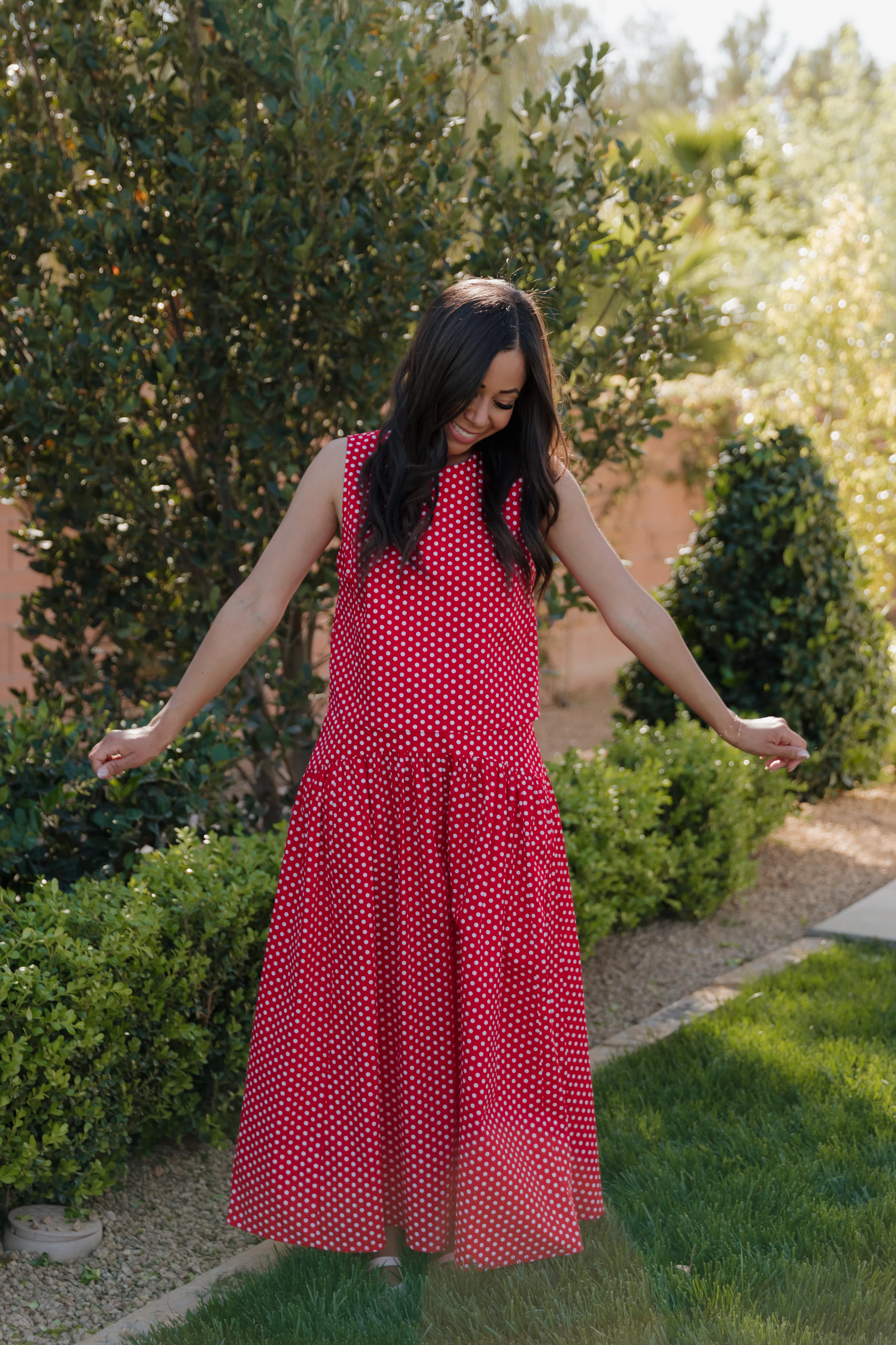 THE MAKAYLA POLKA DOT SKIRT IN RED - Image 3