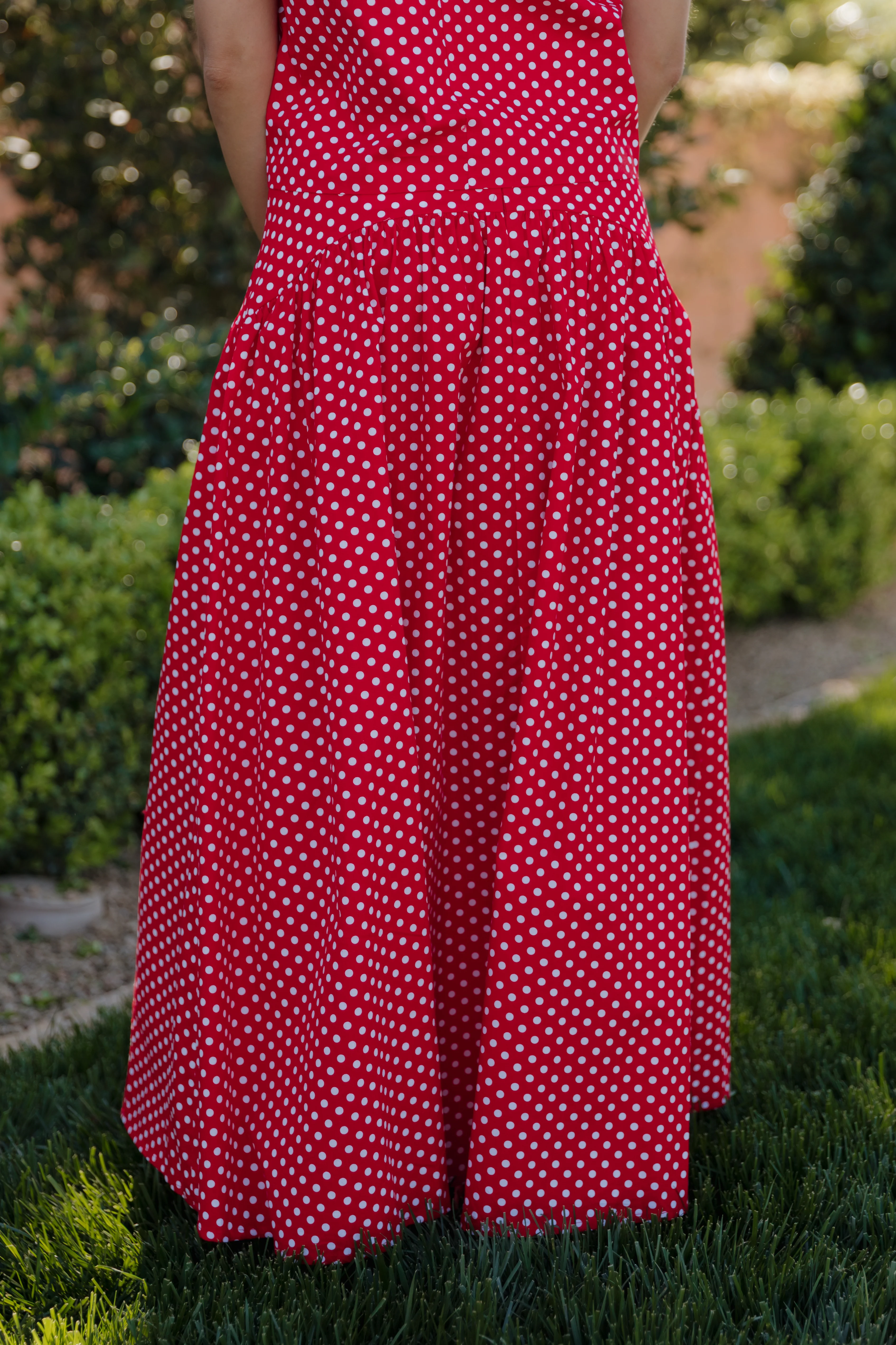 THE MAKAYLA POLKA DOT SKIRT IN RED - Image 5