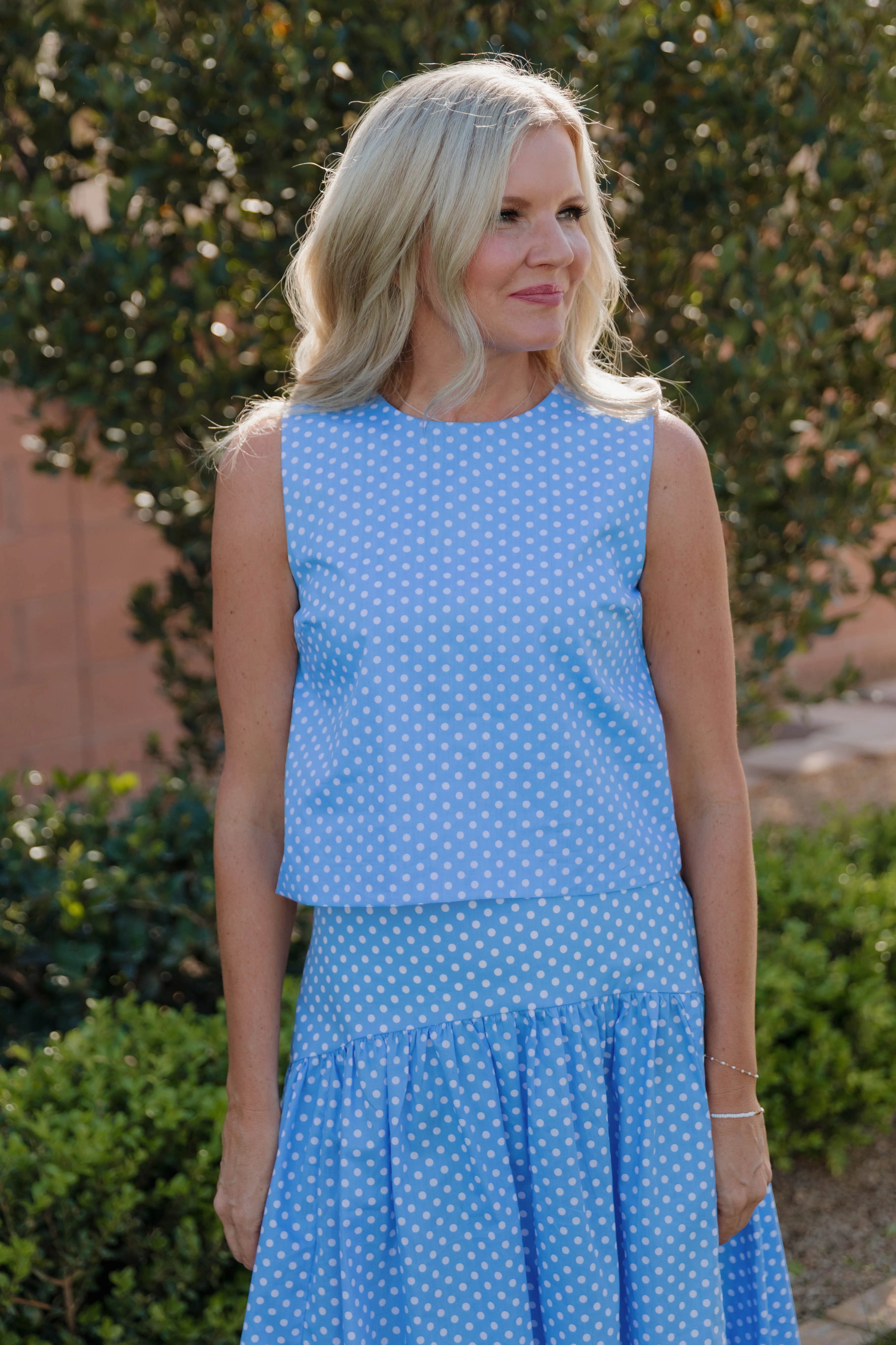 THE MAKAYLA POLKA DOT TANK IN BLUE - Image 4