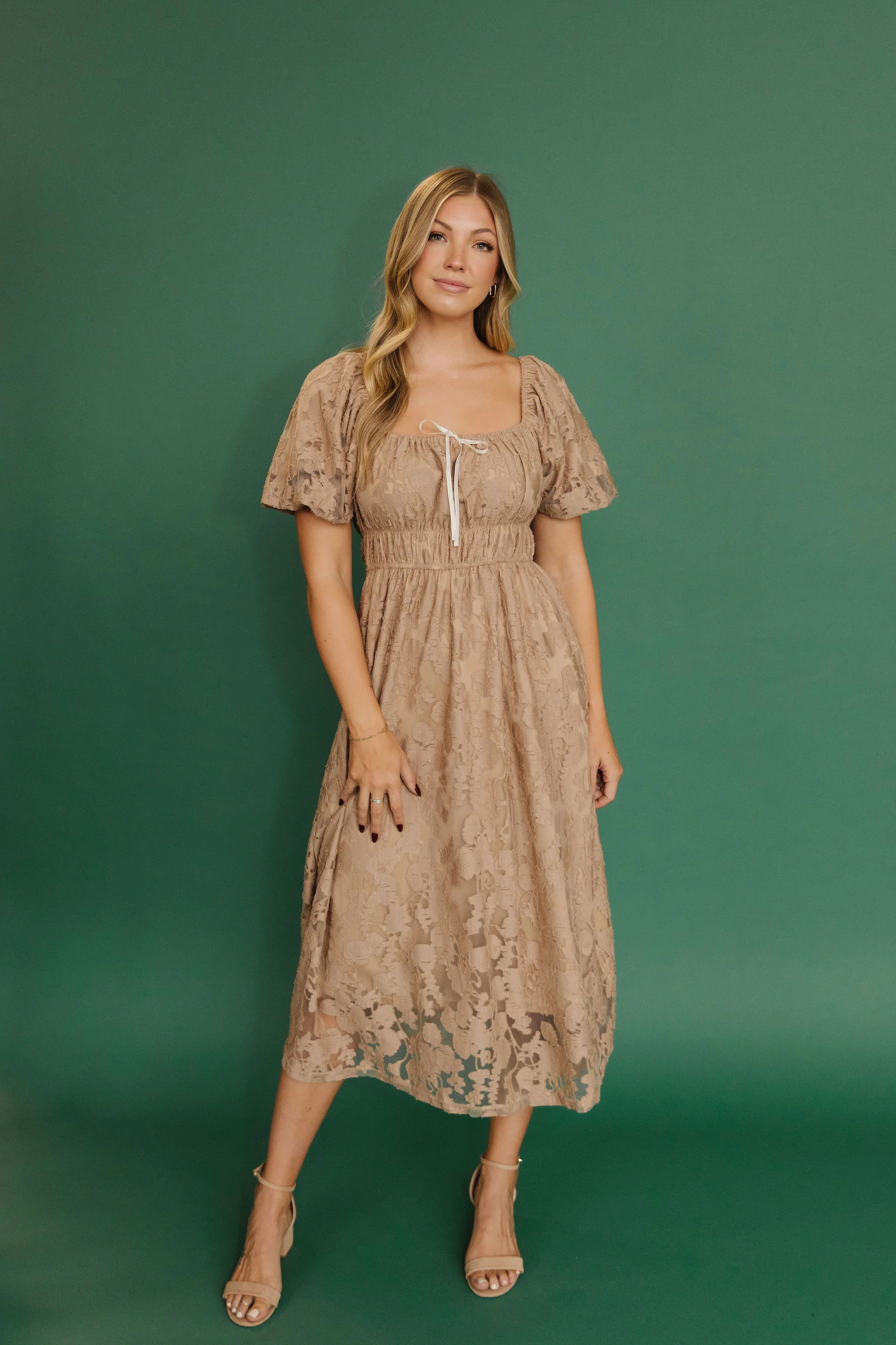 THE MARIENNE LACE PUFF SLEEVE MAXI IN MOCHA - Image 6