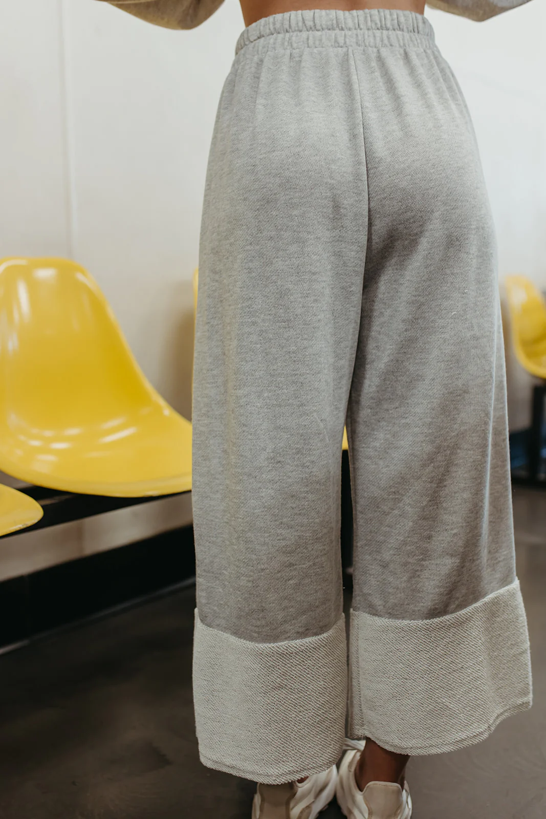 THE MAXWELL LOUNGE SET IN GREY - Image 10