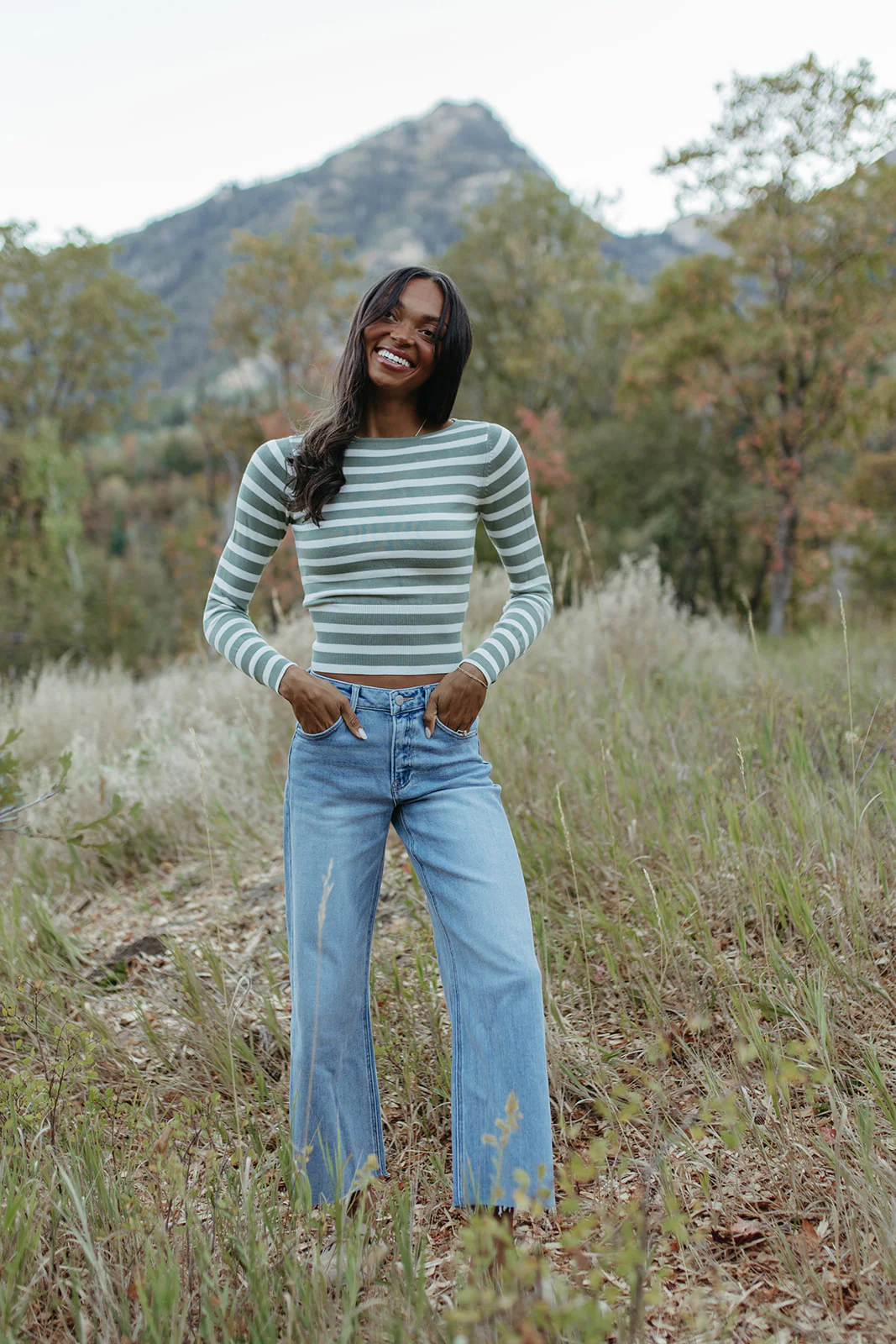 THE MEGAN MIDRISE RAW HEM JEANS - Image 8