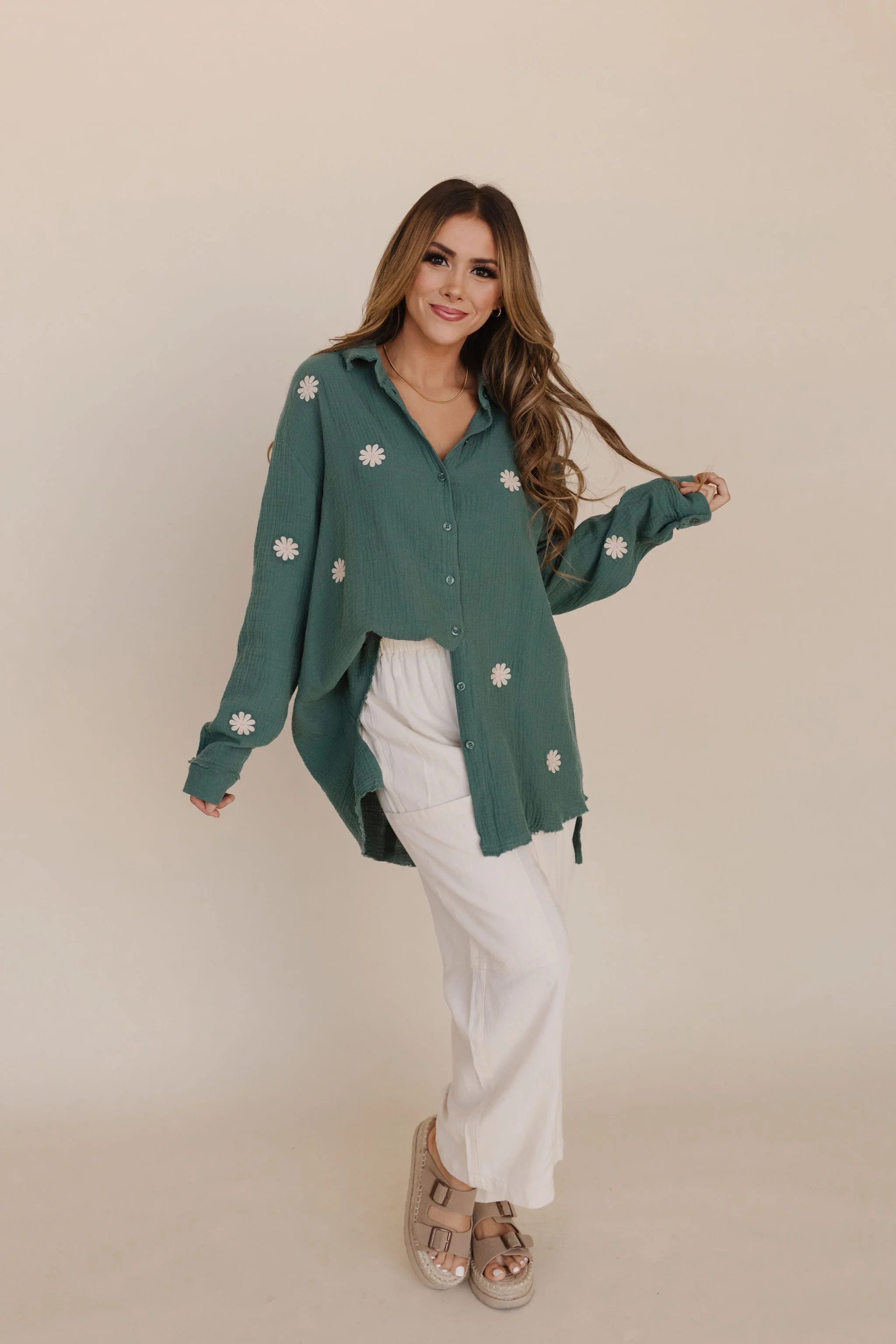 THE MINDIE SLOUCHY LINEN PANTS IN CREAM - Image 3