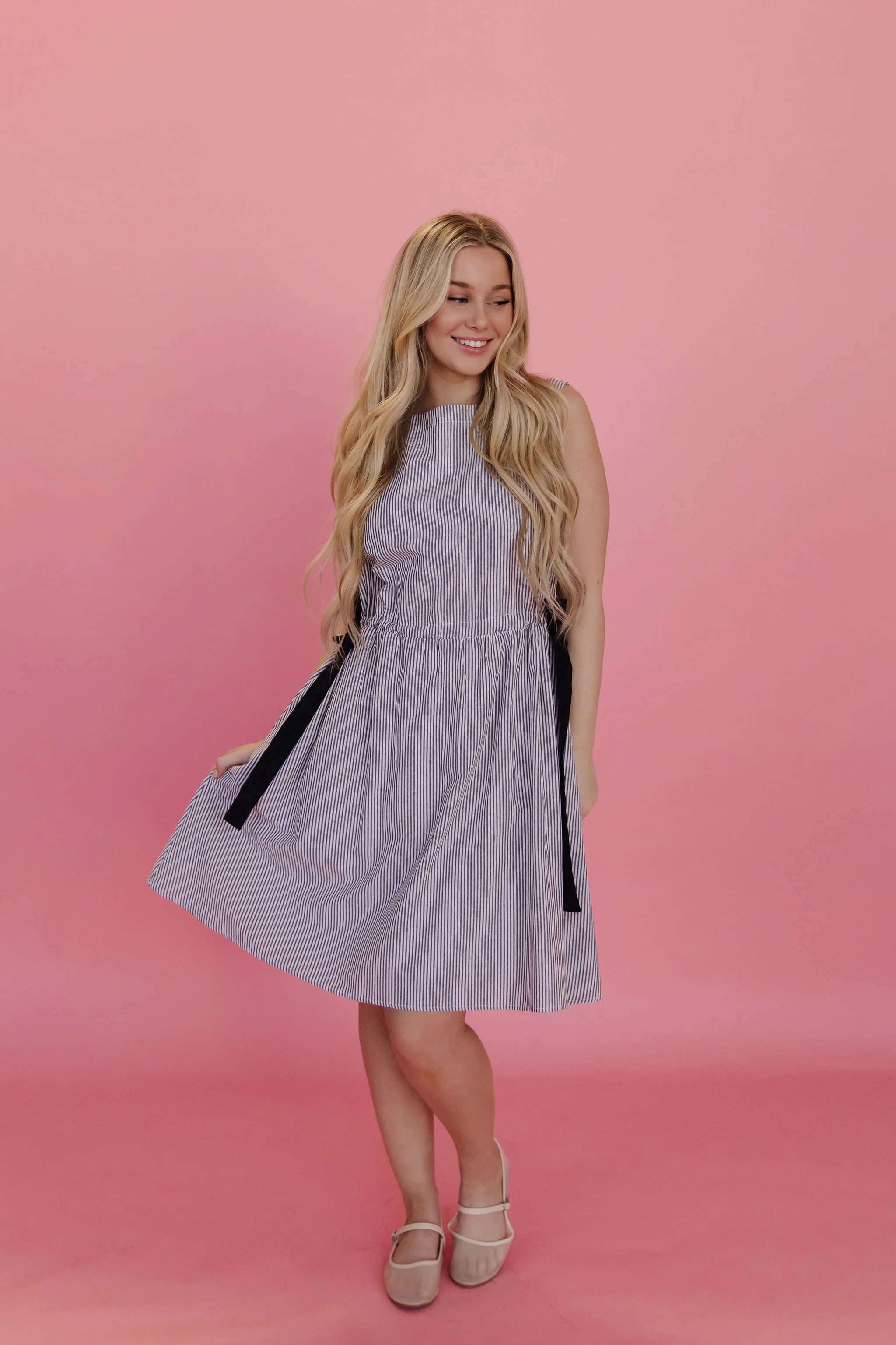 THE NANTUCKET DRESS IN CHARCOAL STRIPE