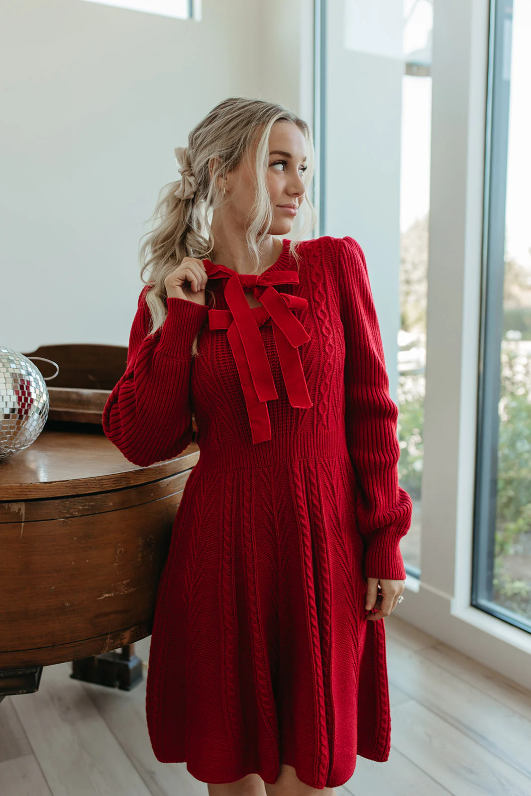 THE NOELLE VELVET BOW SWEATER DRESS IN RED - Image 2