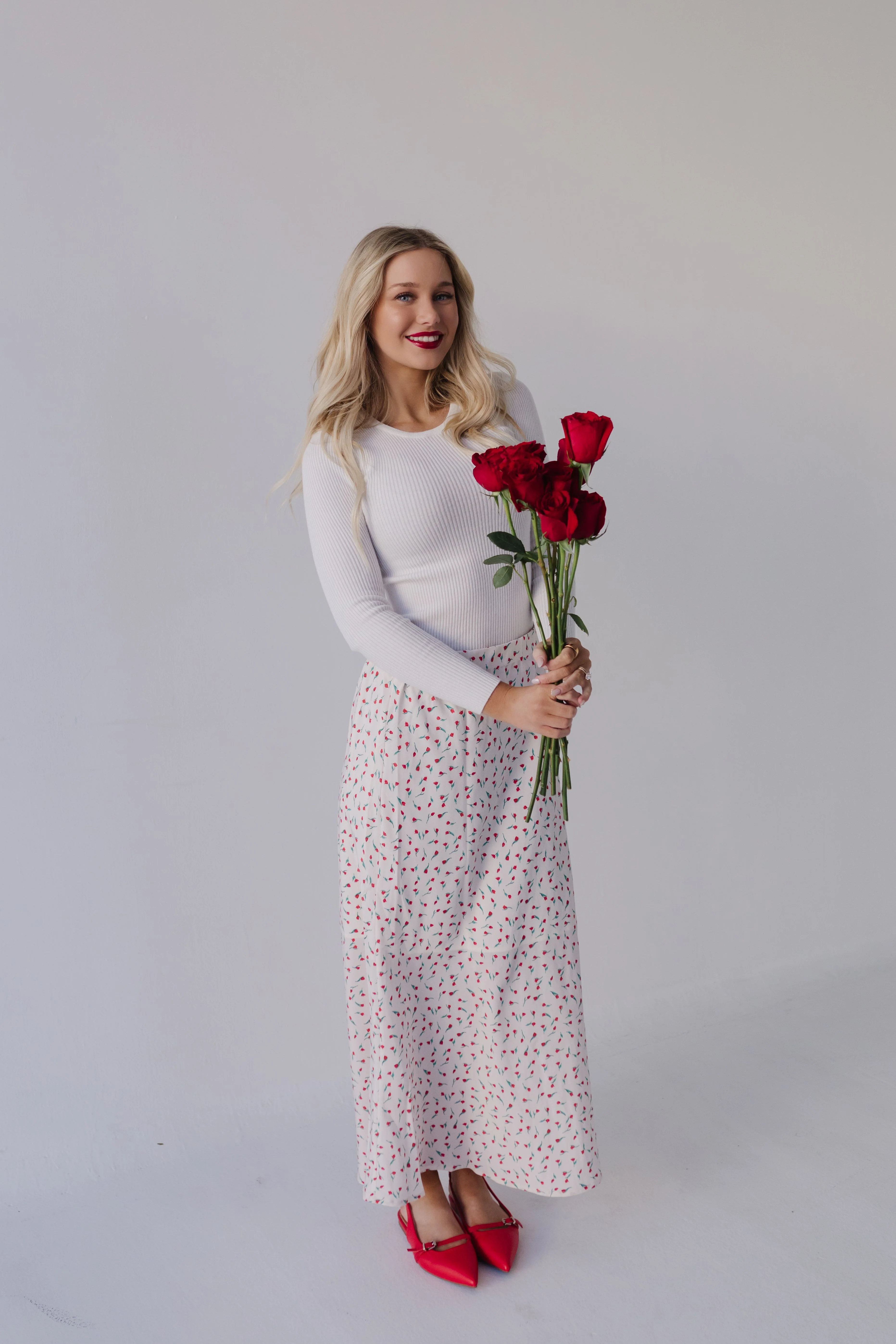 THE OPHIRA FLORAL MAXI PENCIL SKIRT IN OFF WHITE - Image 10