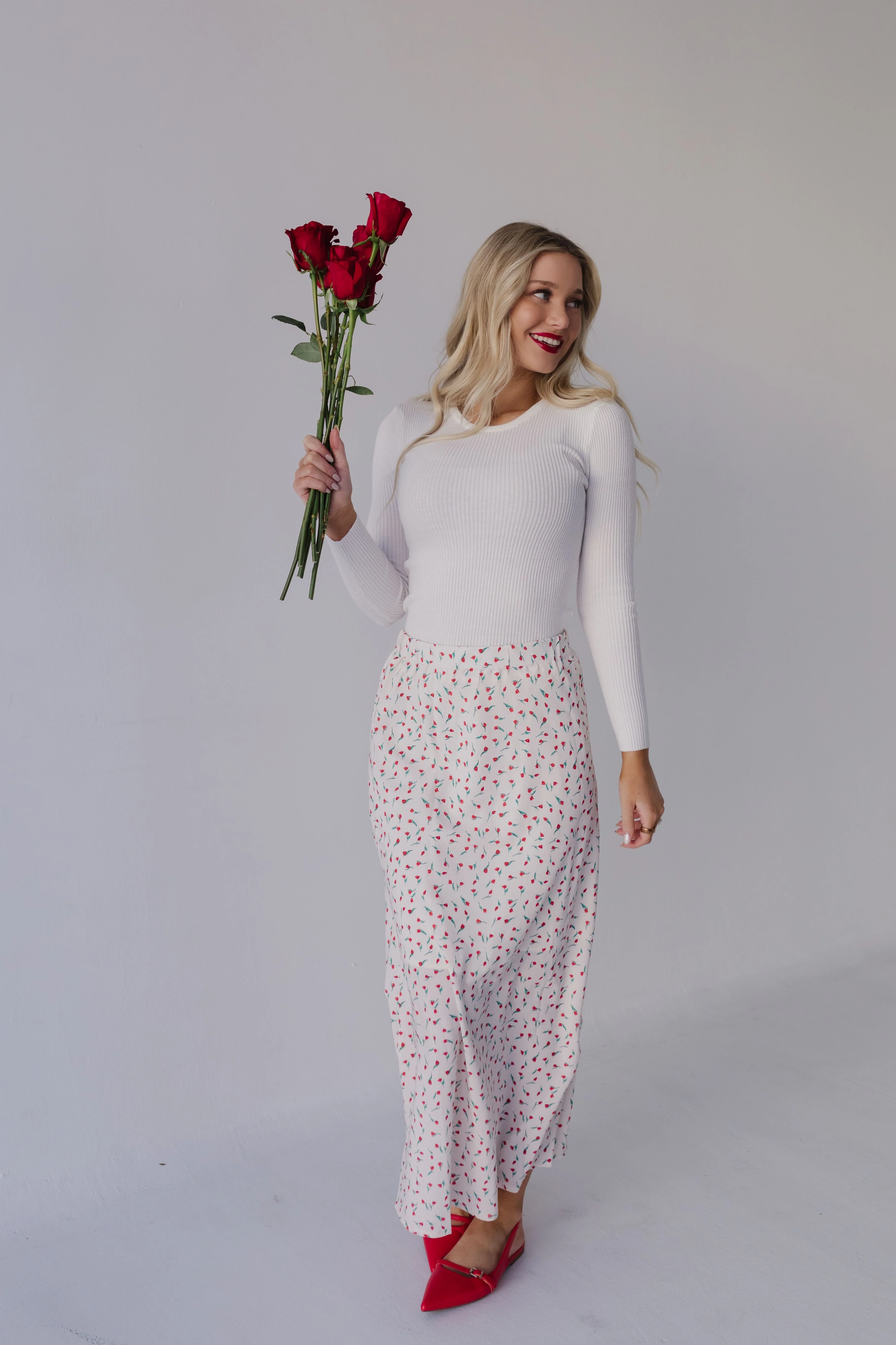THE OPHIRA FLORAL MAXI PENCIL SKIRT IN OFF WHITE - Image 6
