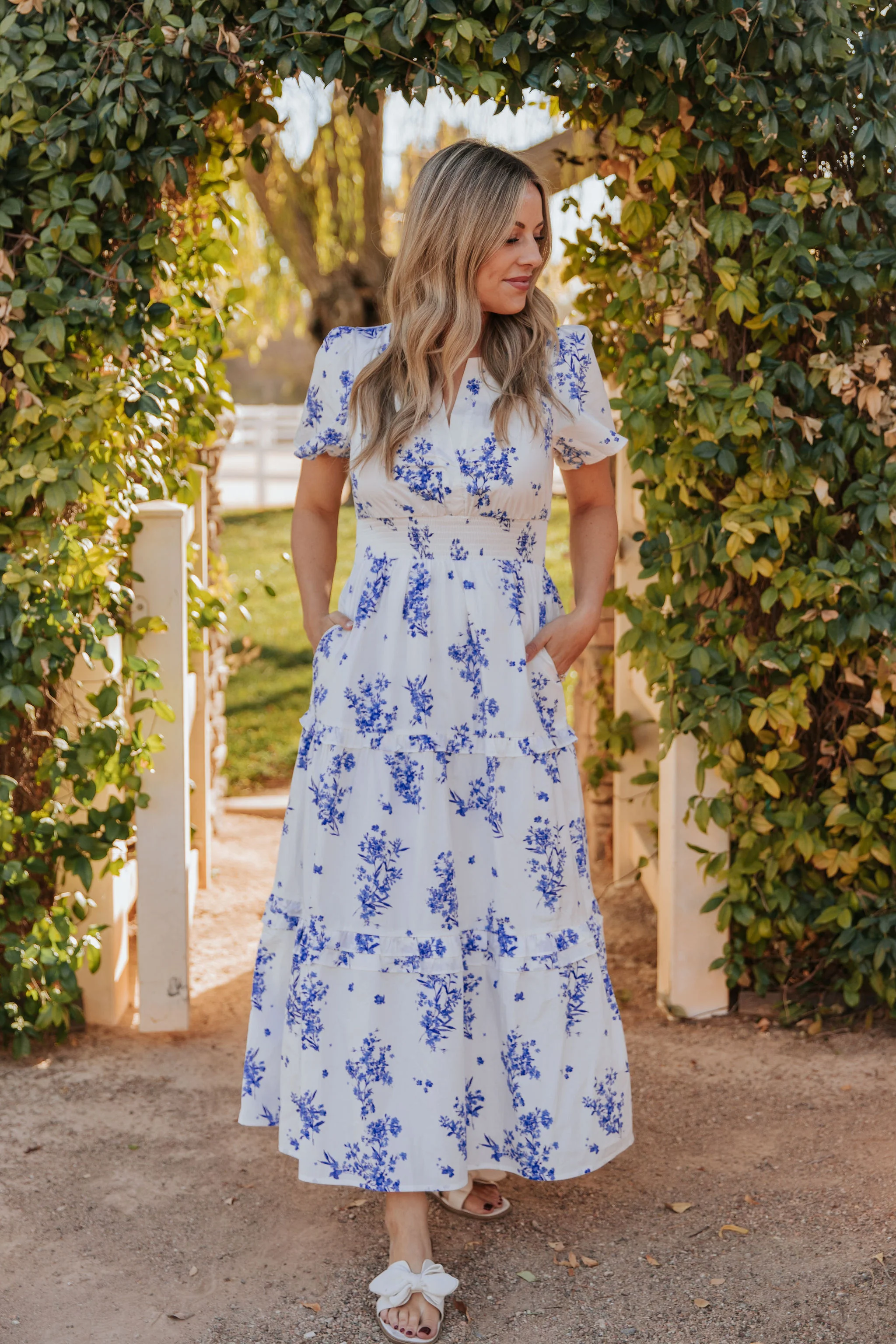 THE PALMER POPLIN DRESS IN BLUE FLORAL - Image 3