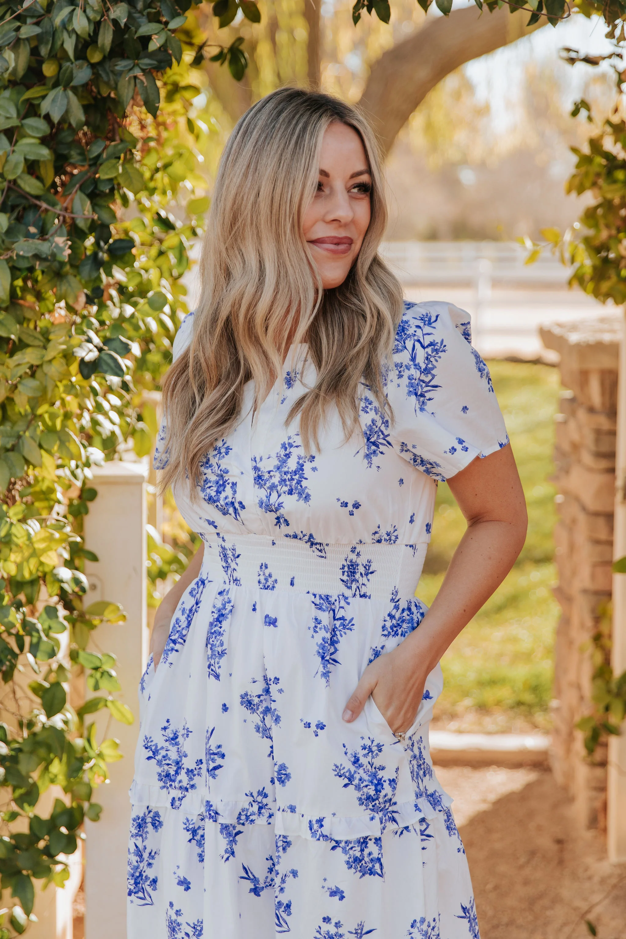THE PALMER POPLIN DRESS IN BLUE FLORAL - Image 4