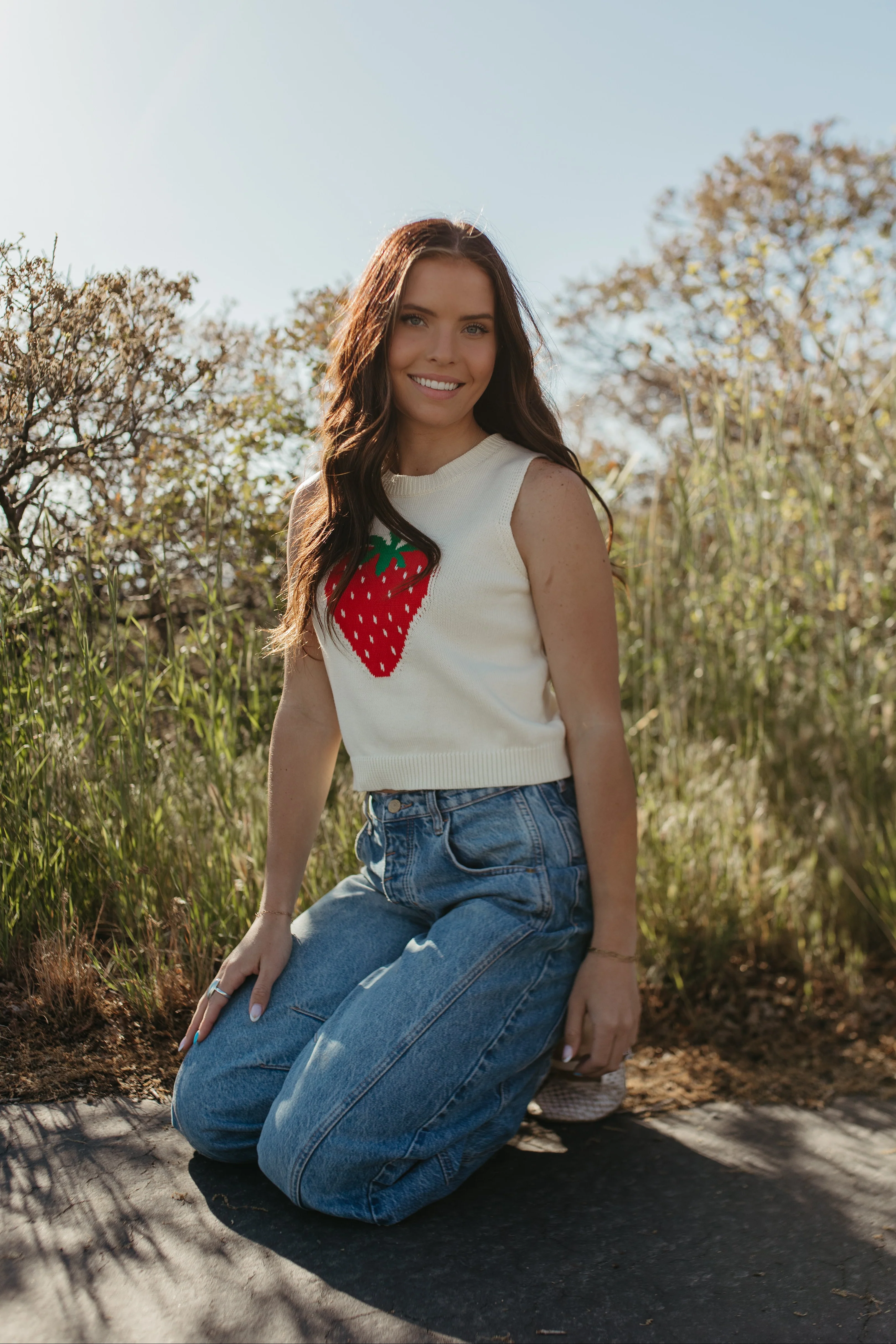 THE PIPER STRAWBERRY KNIT TANK - Image 3