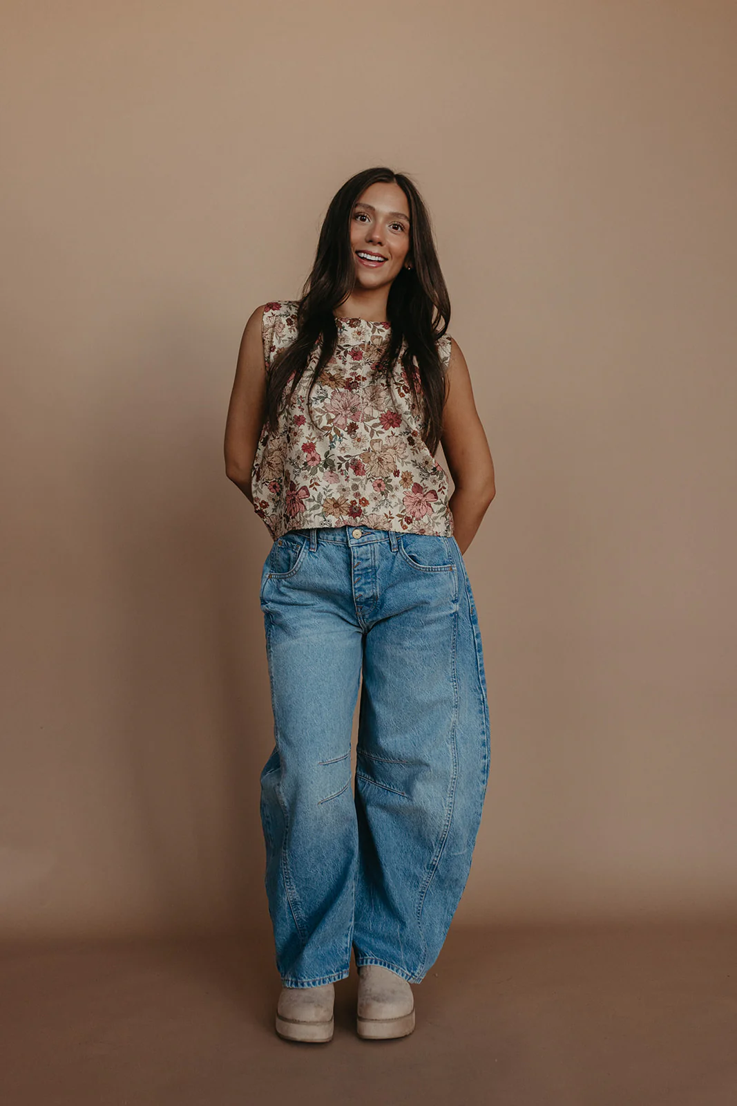 THE POSIE VINTAGE FLORAL VEST TOP IN ROSE - Image 4
