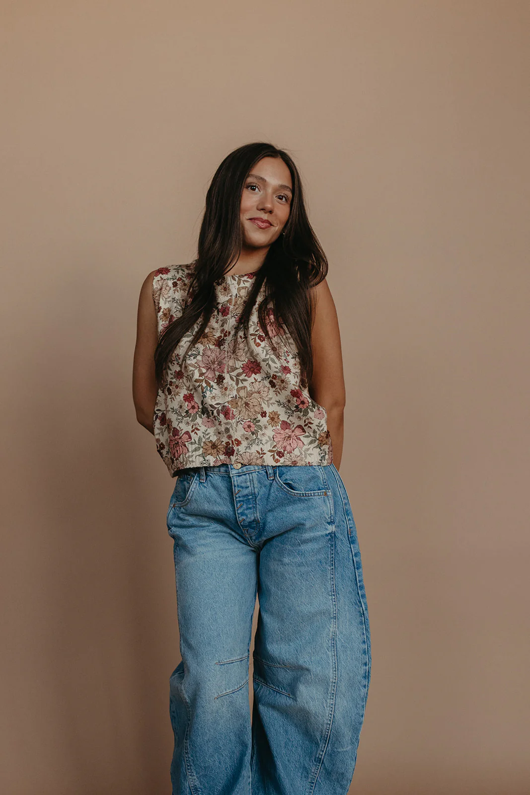 THE POSIE VINTAGE FLORAL VEST TOP IN ROSE - Image 6