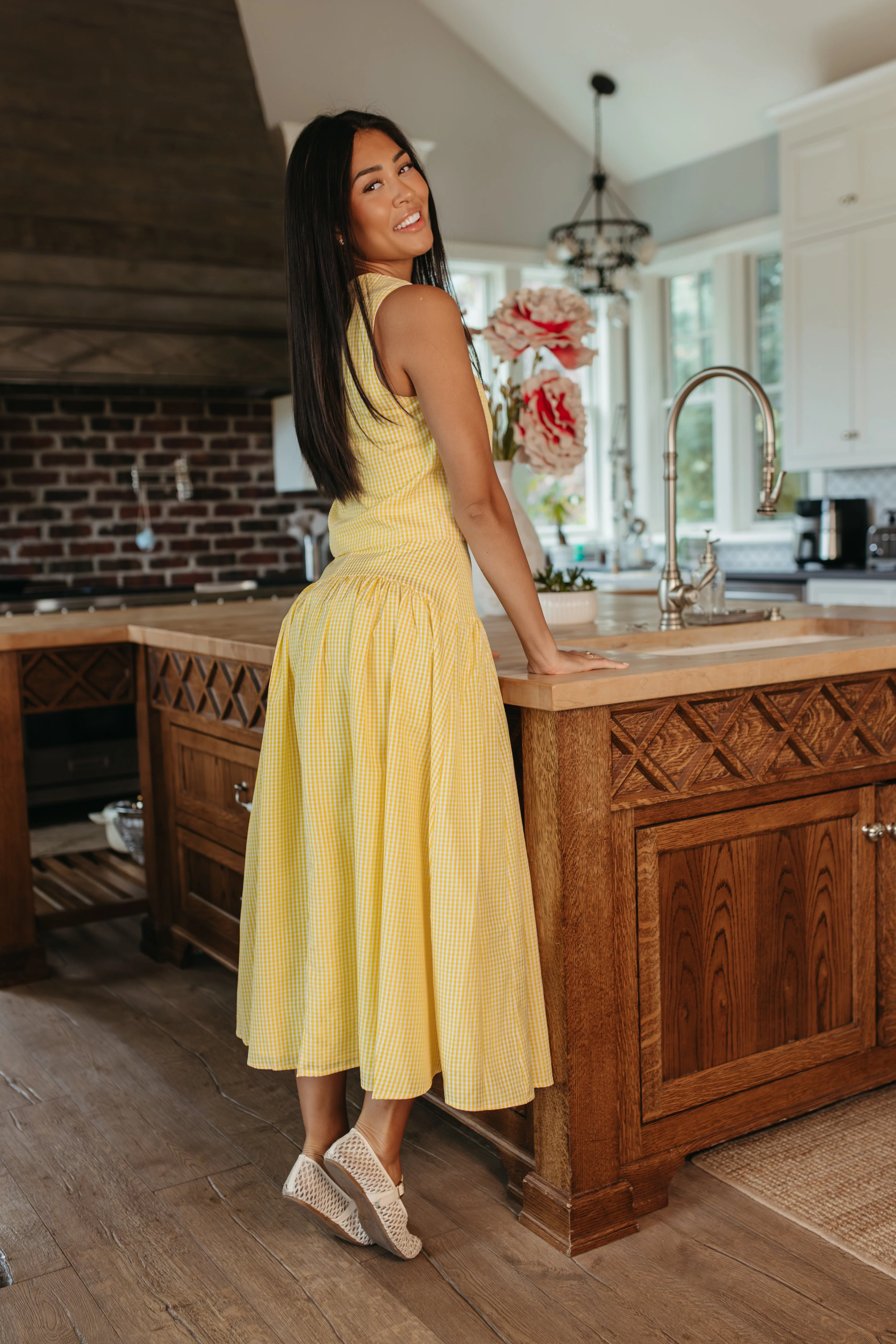 THE PRESLEY GINGHAM MAXI SKIRT IN LEMON - Image 5