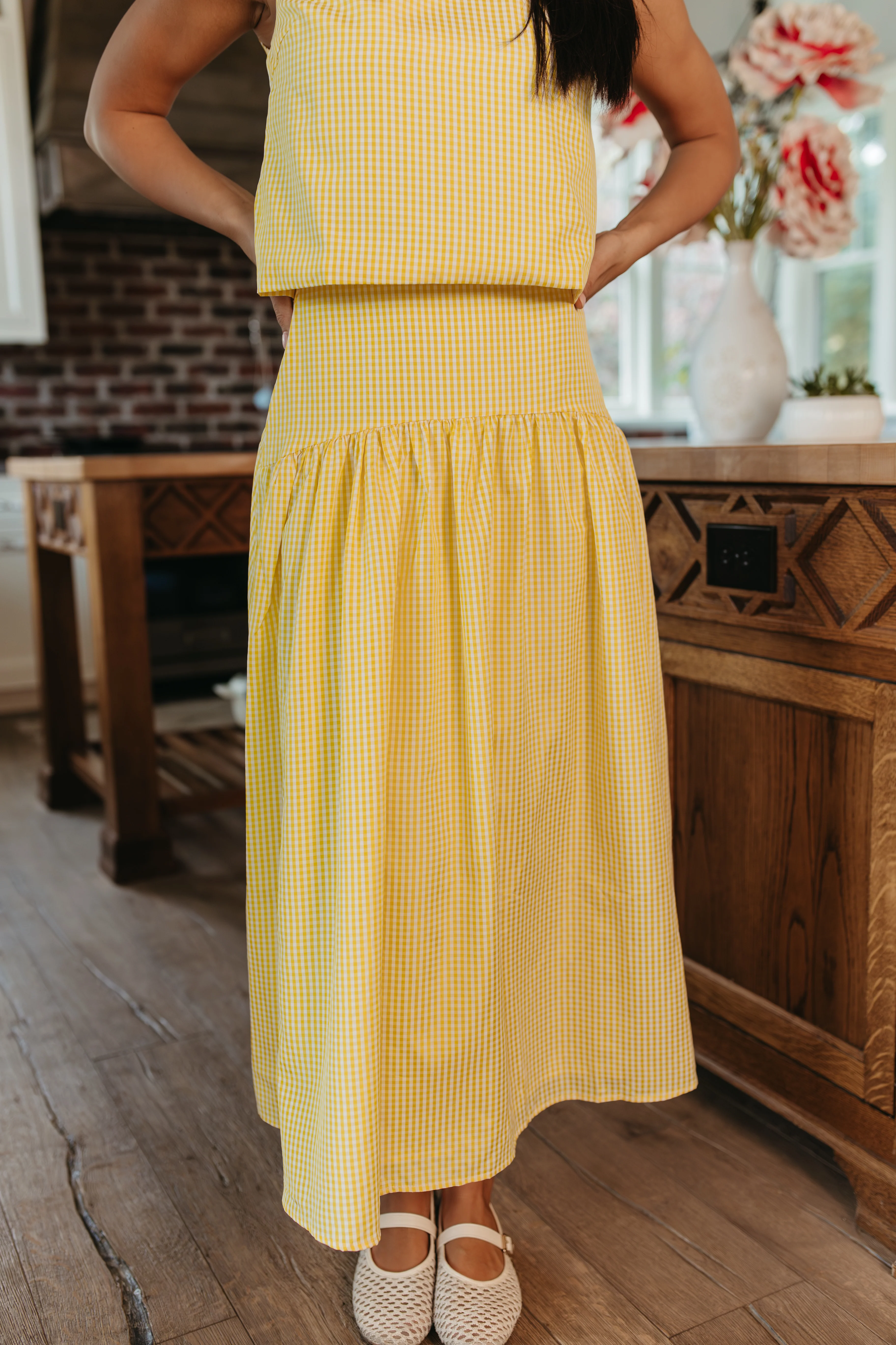 THE PRESLEY GINGHAM MAXI SKIRT IN LEMON - Image 6