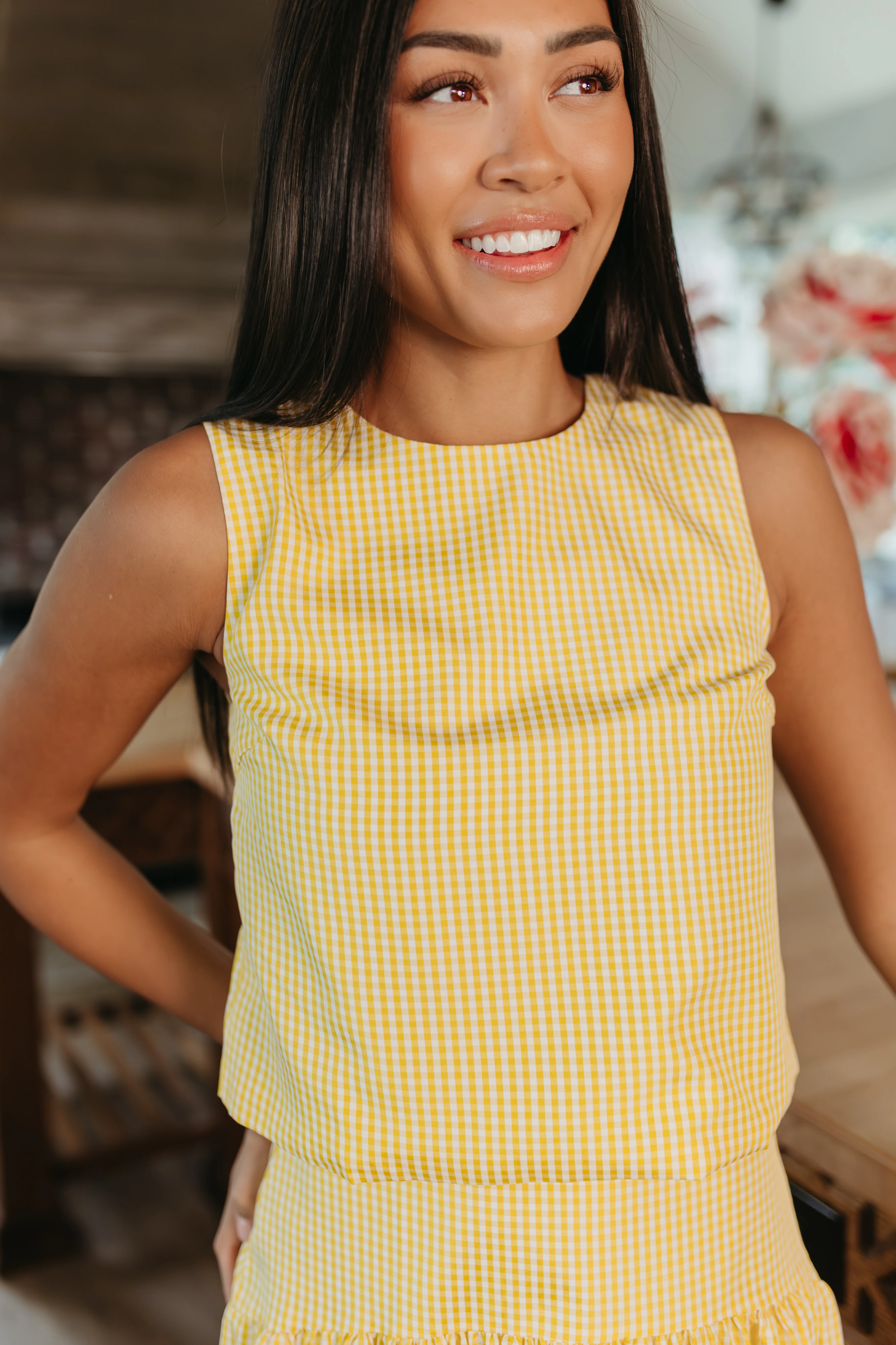 THE PRESLEY GINGHAM TOP IN LEMON - Image 3