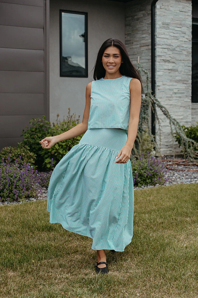 THE PRESLEY STRIPE TOP IN GREEN - Image 5