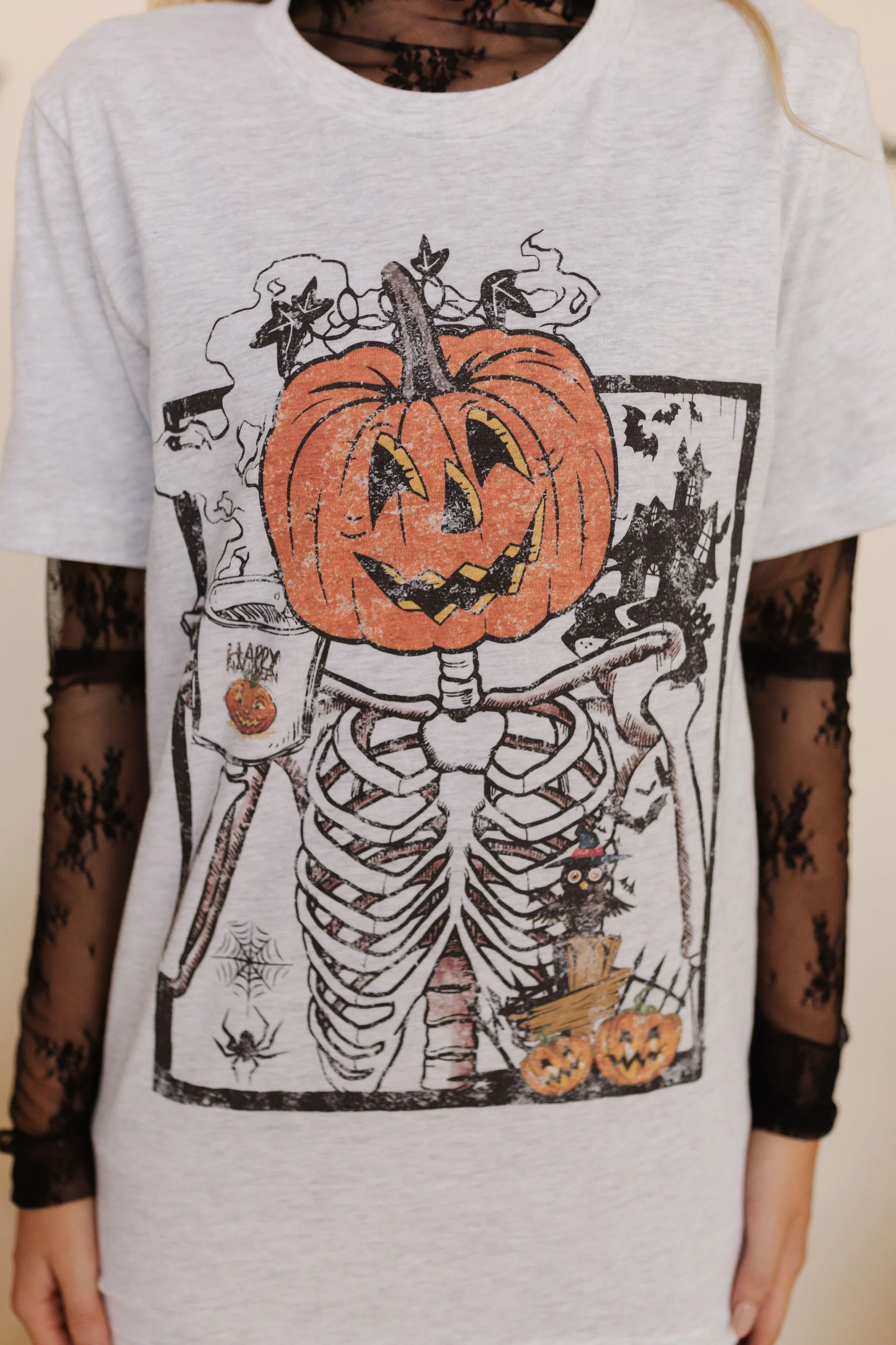 THE PUMPKIN COFFEE TEE IN ASH - Image 5