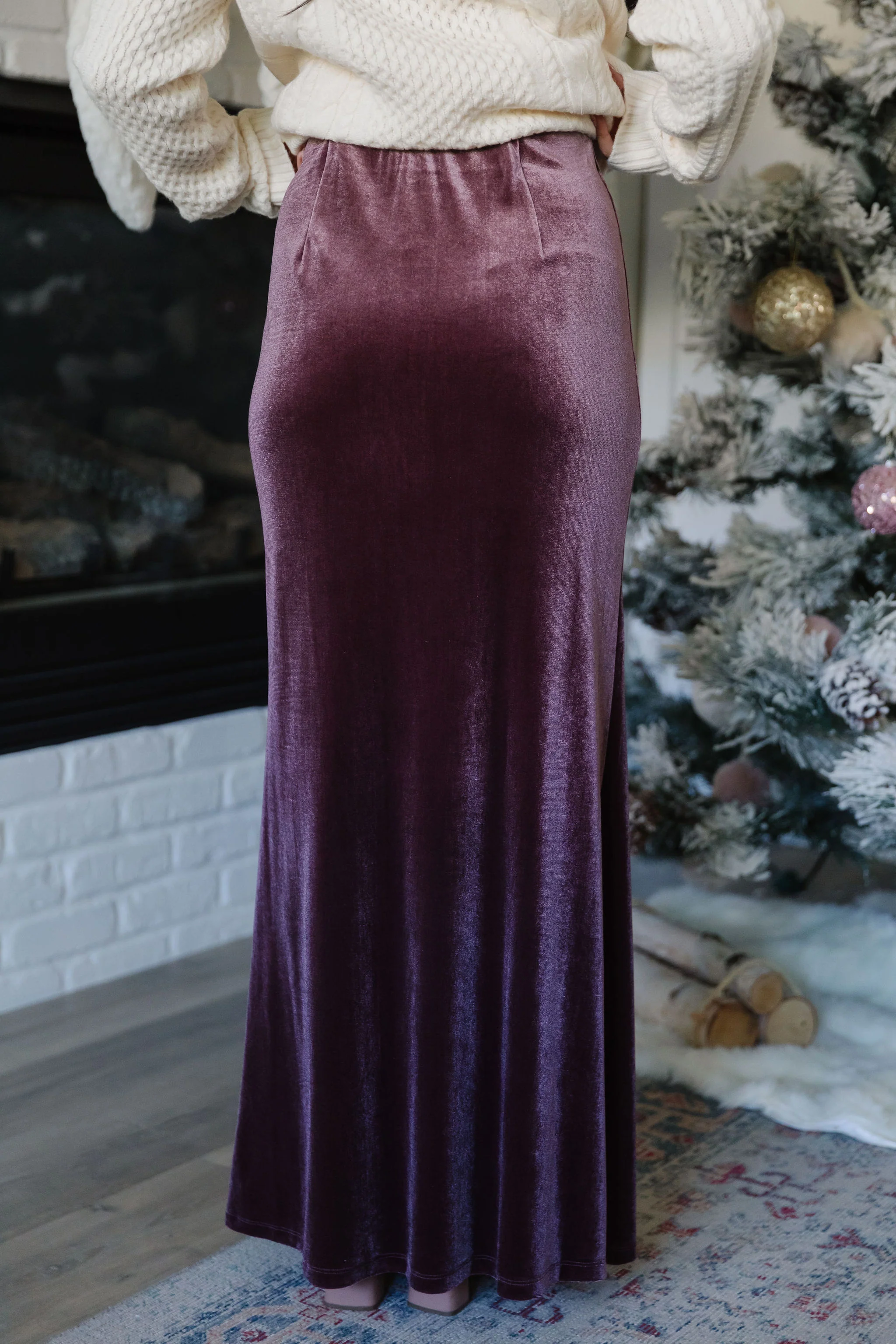 THE QUINN VELVET MAXI SKIRT IN PURPLE - Image 5