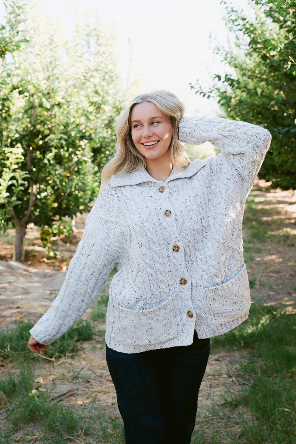 THE RACHEL OVERSIZED CARDIGAN IN GREY - Image 3