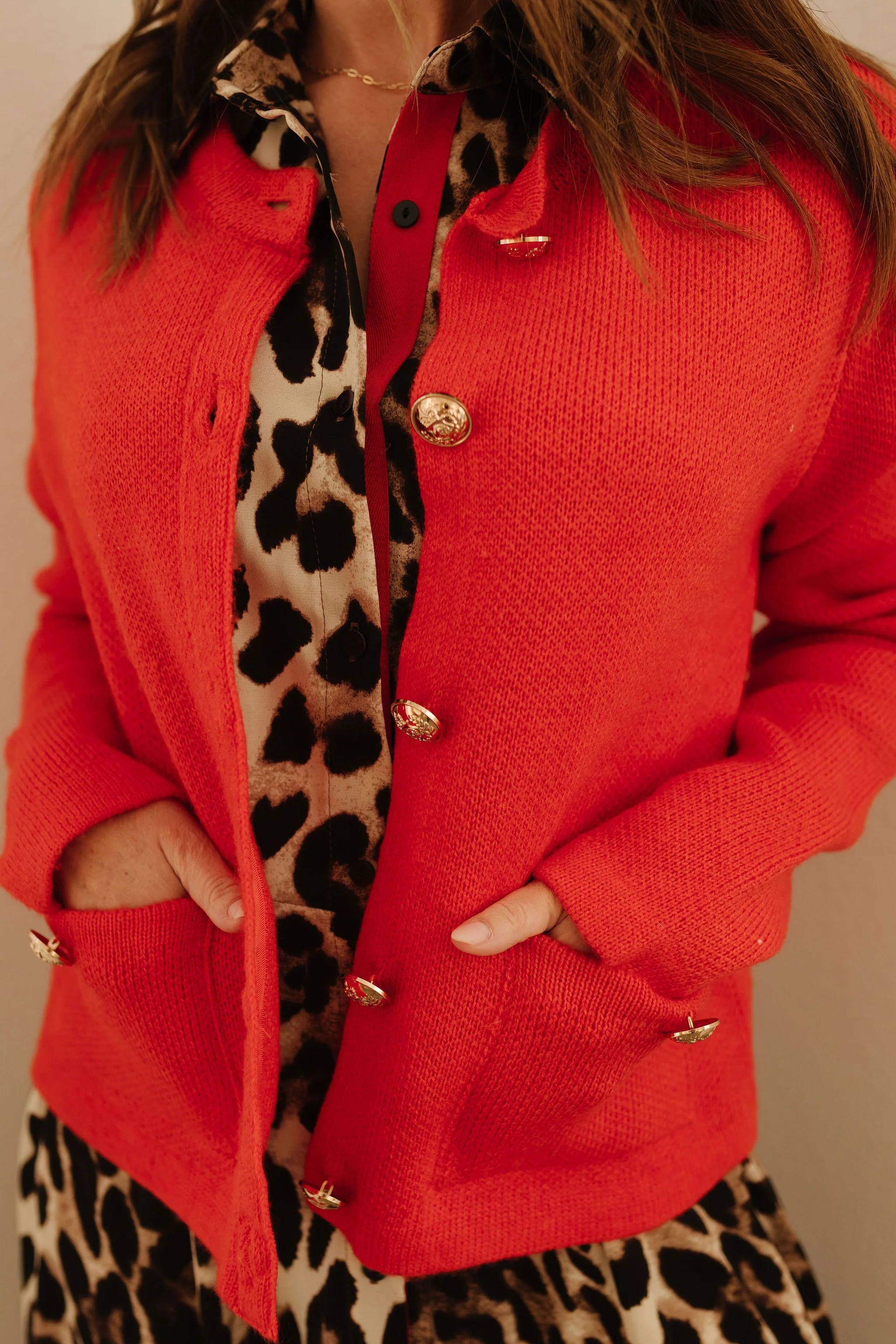 THE REMINGTON SWEATER CARDIGAN IN RED - Image 4