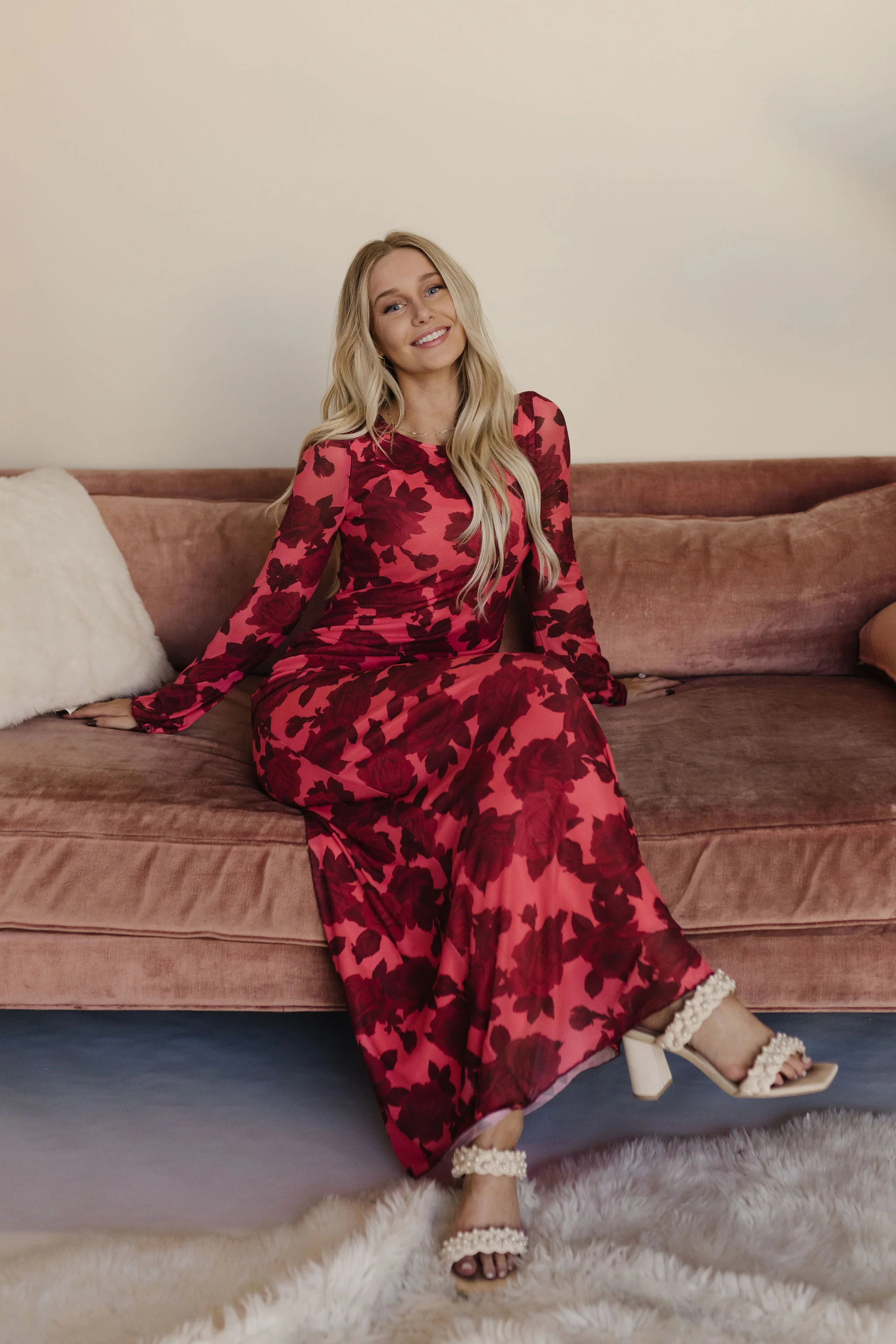 THE ROSALINA FLORAL PRINT MAXI DRESS IN RED - Image 6