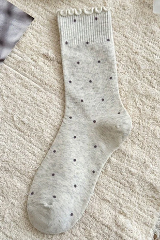 THE RUFFLE TRIM POLKA DOT SOCKS - Image 7