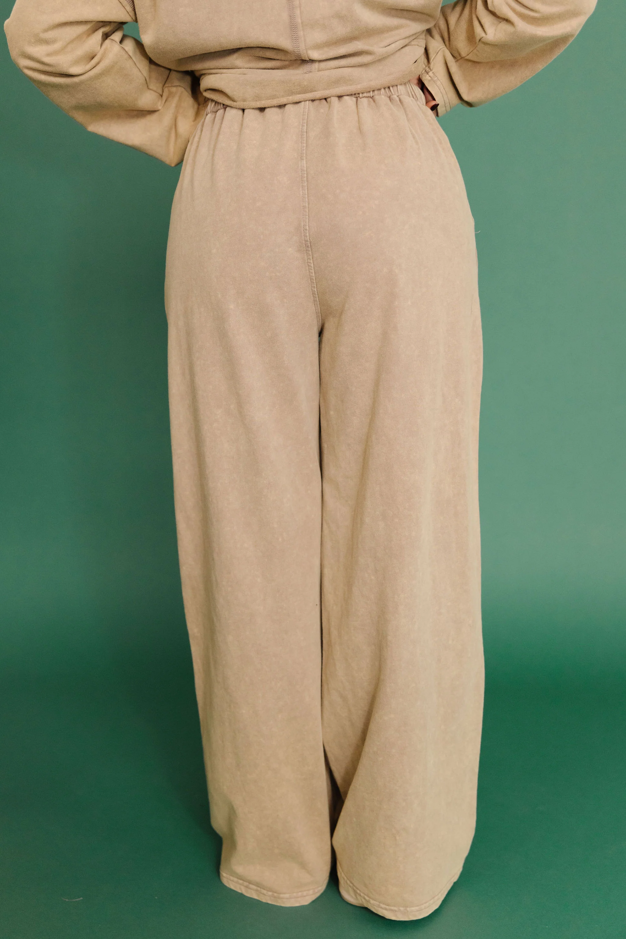 THE SADIE URBAN SET IN MOCHA - Image 10