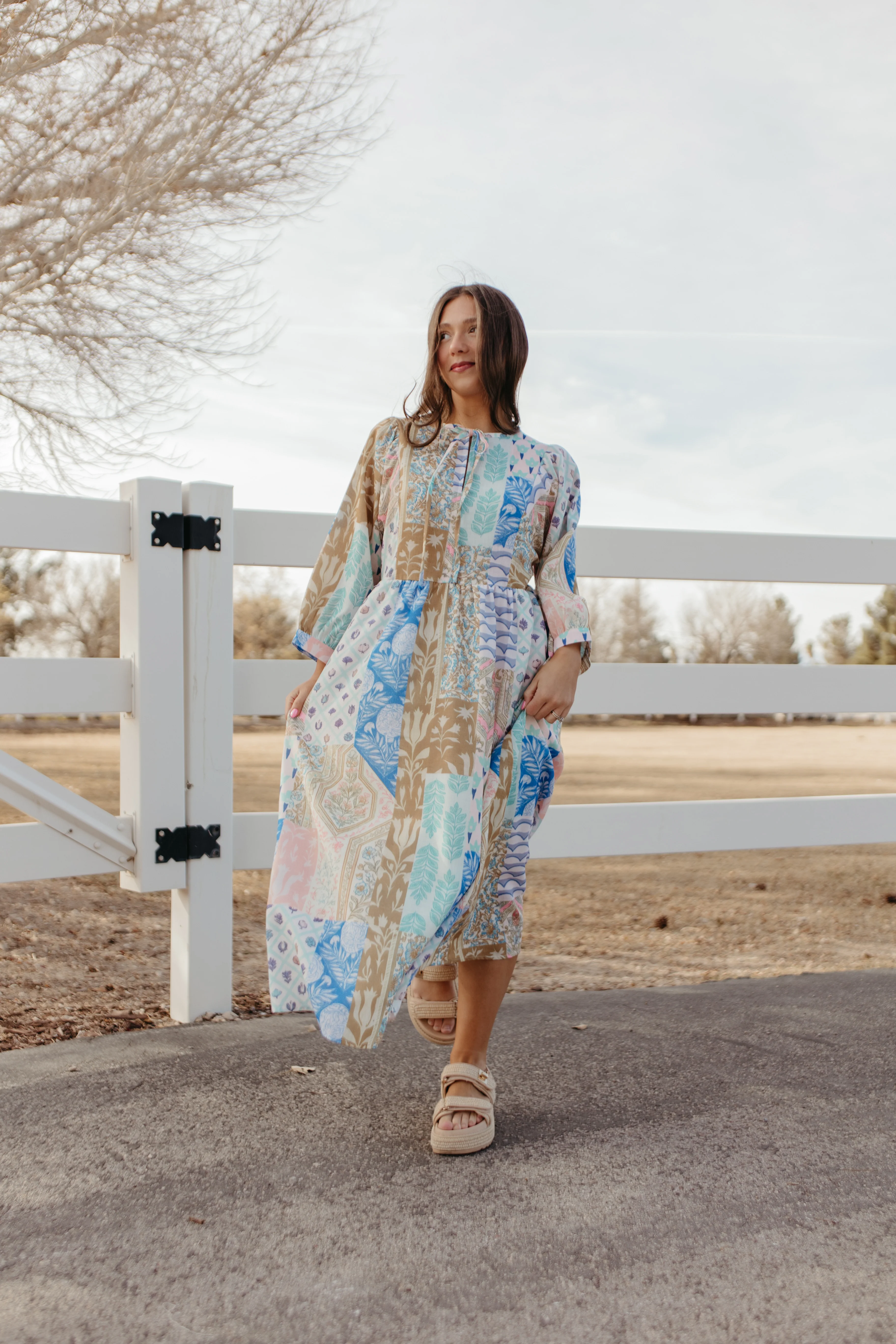 THE SALENA MULTI PRINT MAXI DRESS IN BLUE - Image 4